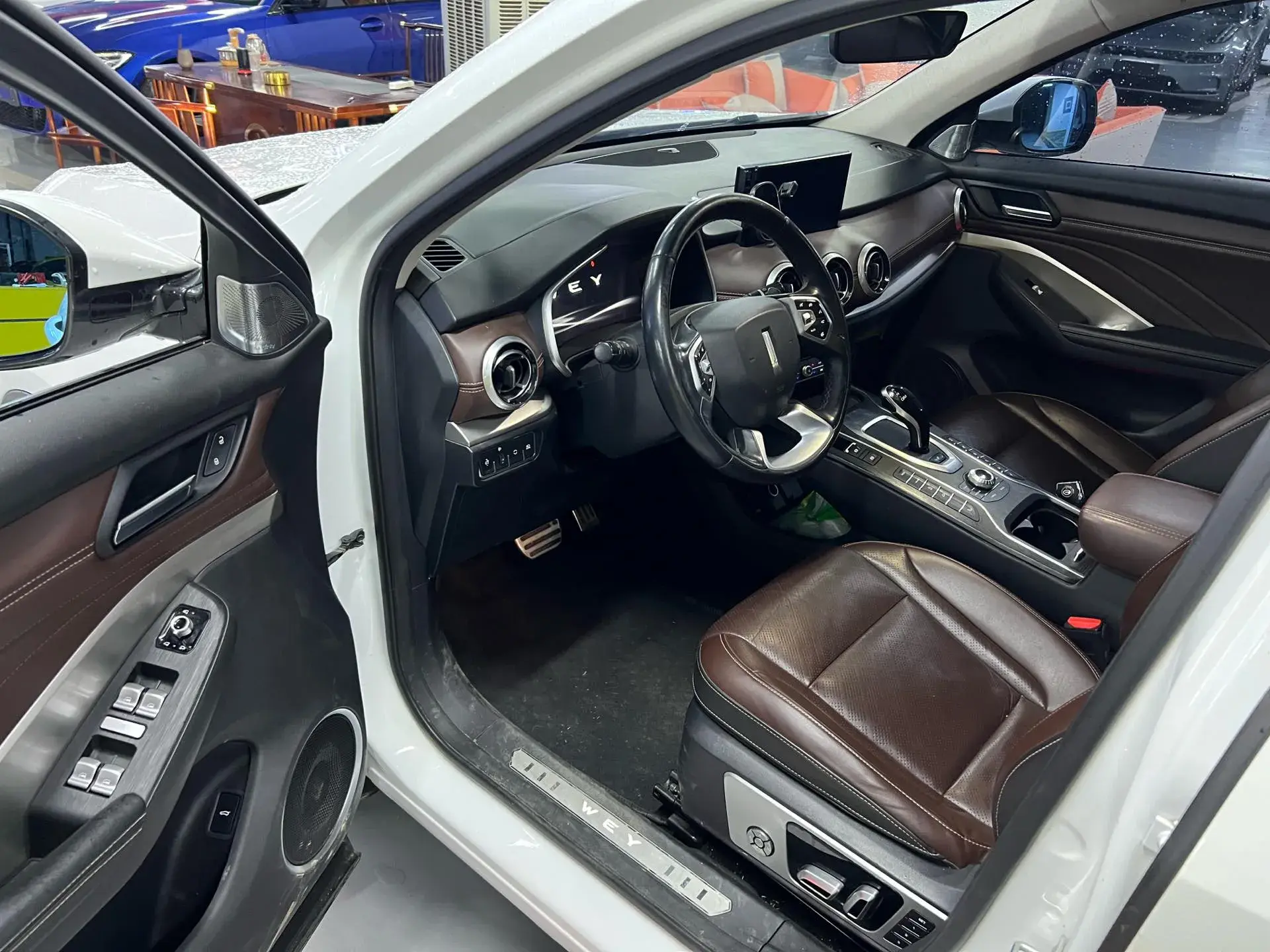 2018 WEY VV6 thumbnail 4