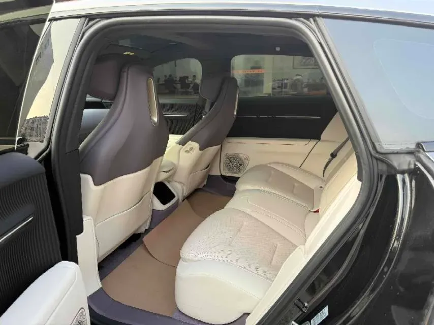 2025 Avatr 12 BEV 94.53KWH,autocango,china used car exporter,china ev exporter,chinese used car exporter,chinese used ev exporter