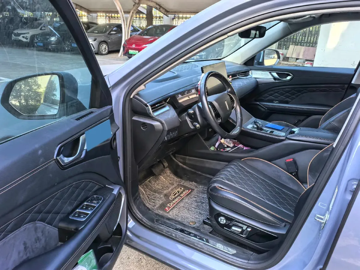 2022 WEY Latte DHT 1.5T 156HP L4 2DHT Hybrid,autocango,china used car exporter,china ev exporter,chinese used car exporter,chinese used ev exporter