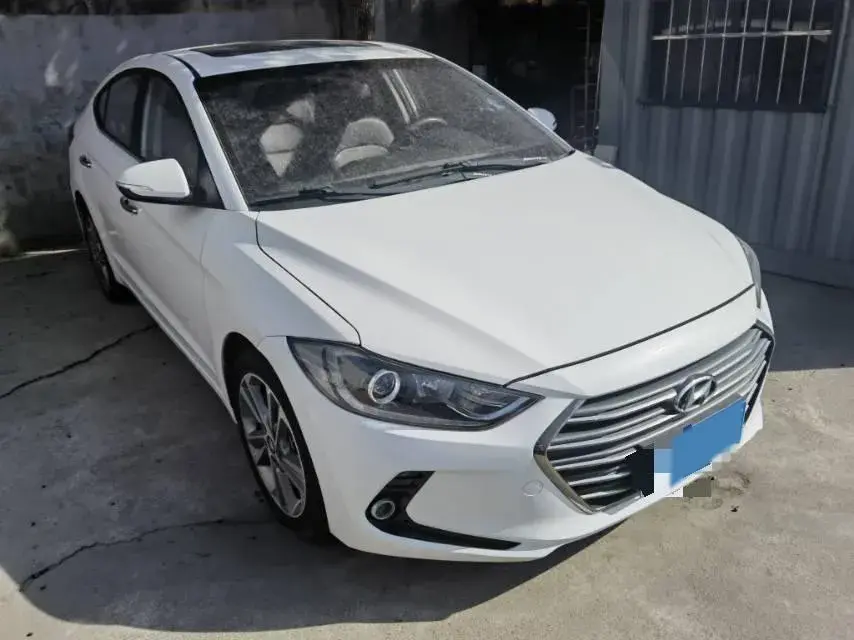 2016 HYUNDAI ELANTRA thumbnail 2