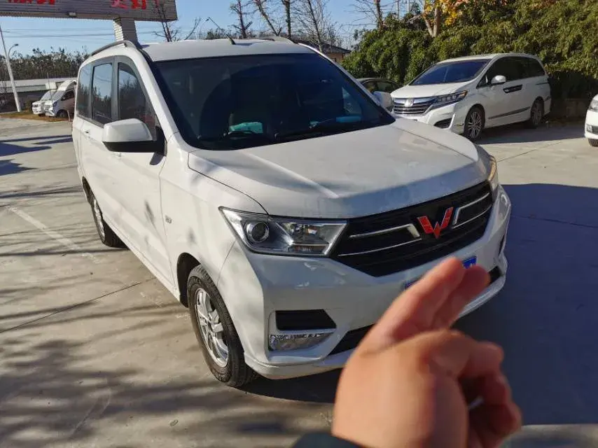 2021 WULING HONGGUANG thumbnail 4