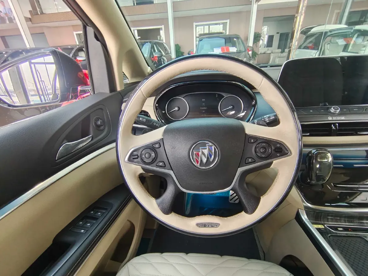 2023 Buick GL8 2.0T 237HP L4 9AT,autocango,china used car exporter,china ev exporter,chinese used car exporter,chinese used ev exporter