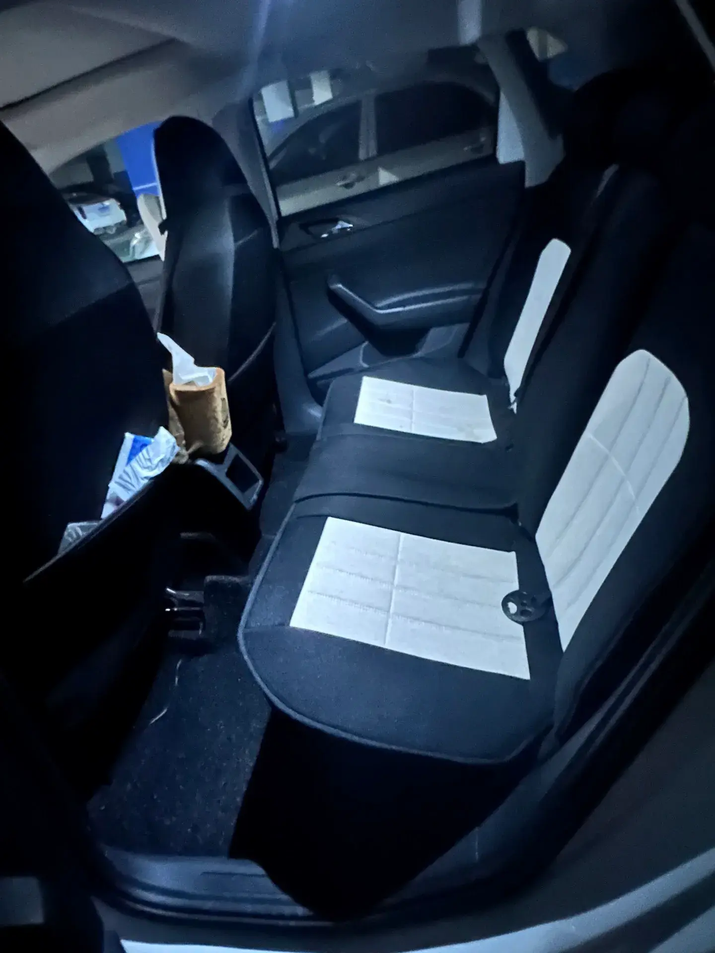 2023 VOLKSWAGEN POLO thumbnail 4