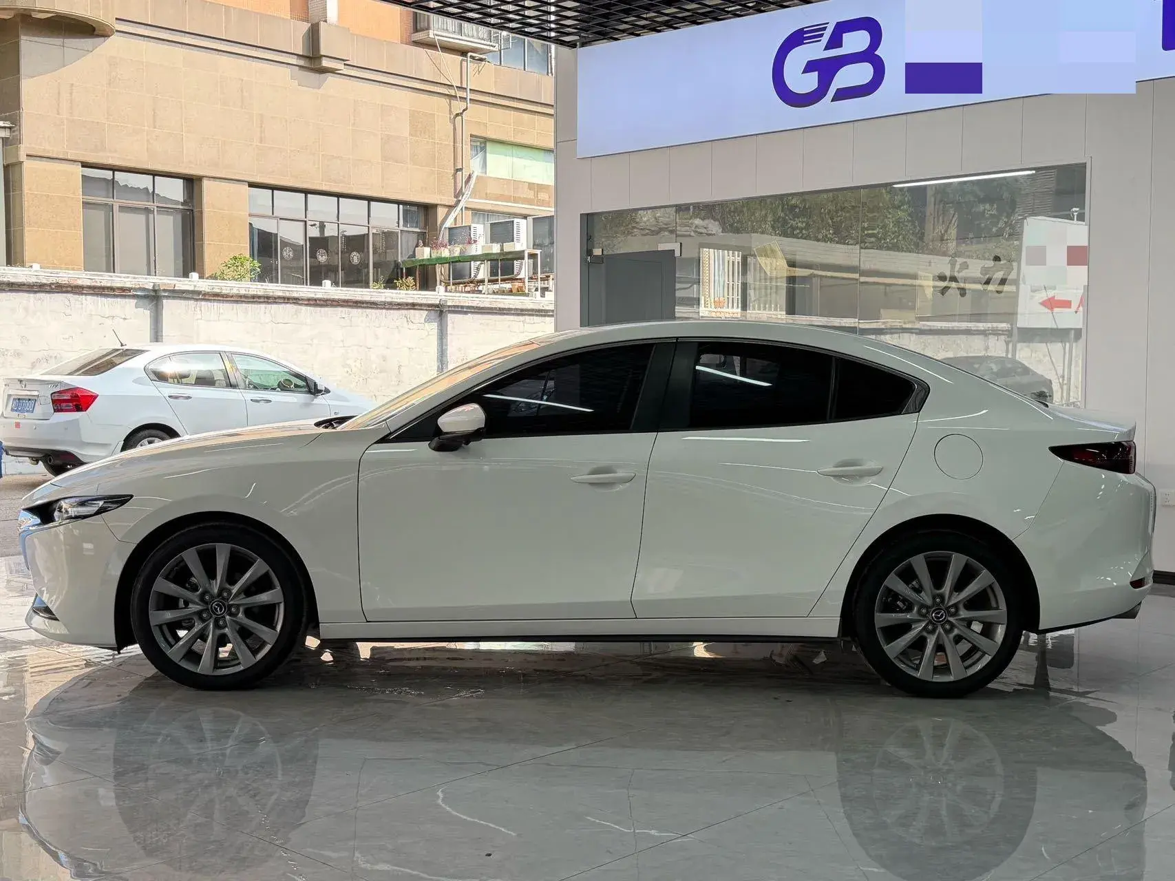 2022 MAZDA 3 thumbnail 3