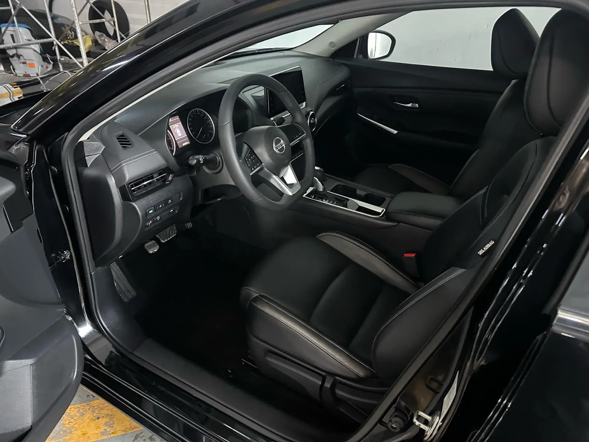 2021 NISSAN SYLPHY thumbnail 2