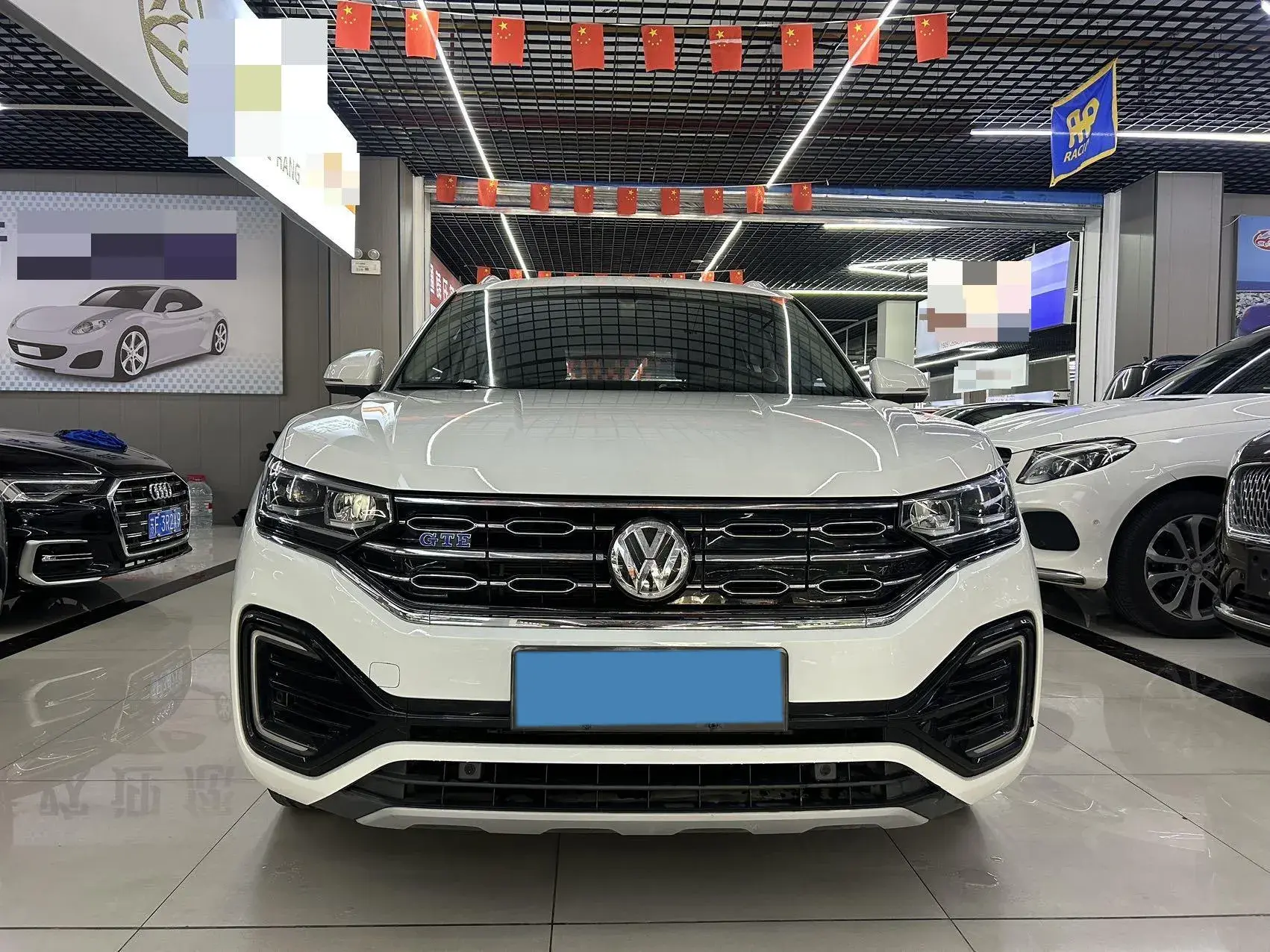 2020 VOLKSWAGEN TAYRON thumbnail 2