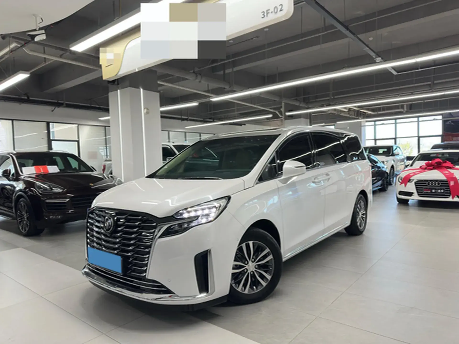 2023 BUICK GL8 view 1