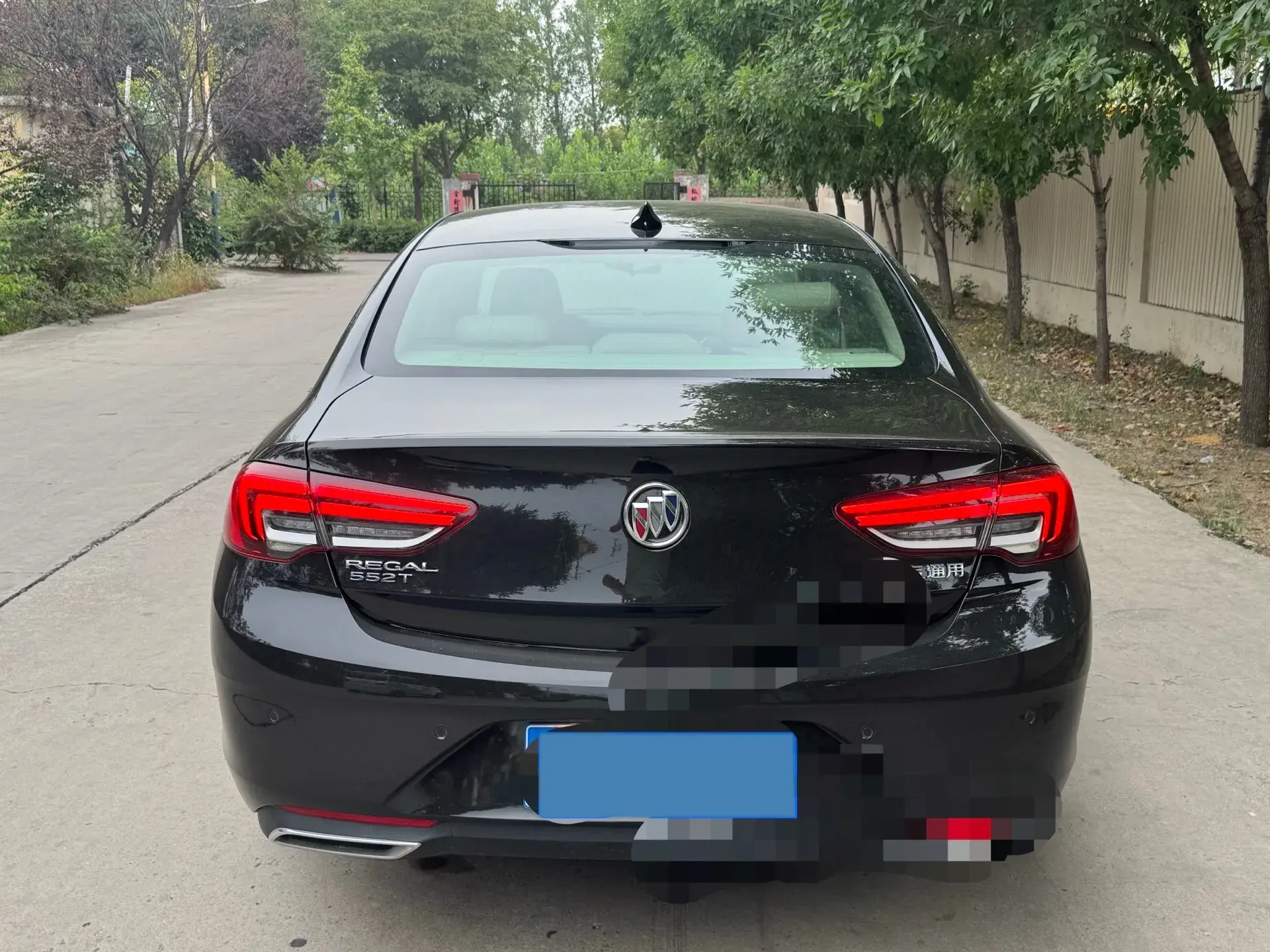 2023 BUICK REGAL thumbnail 3