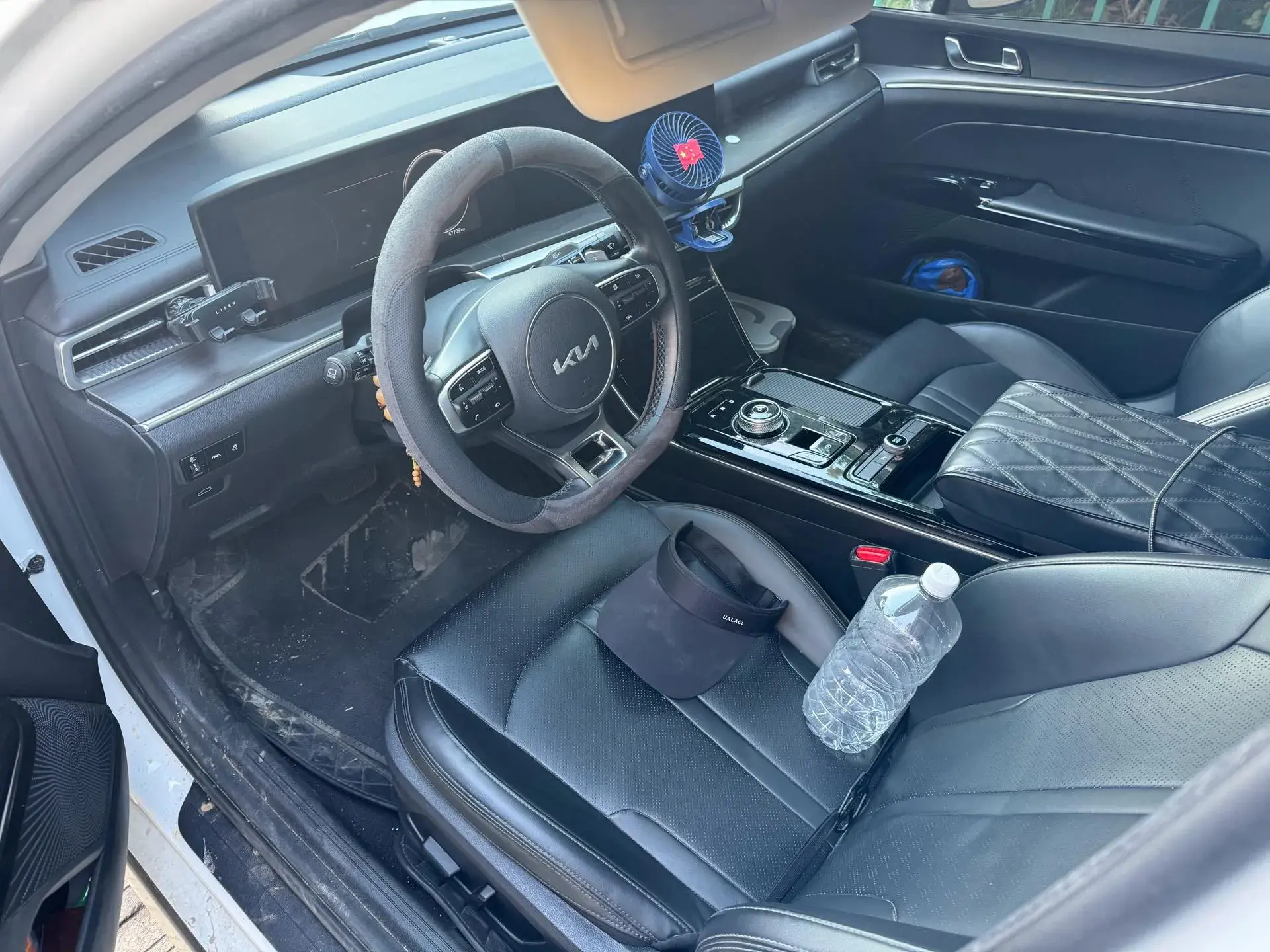 2021 KIA K5 thumbnail 3