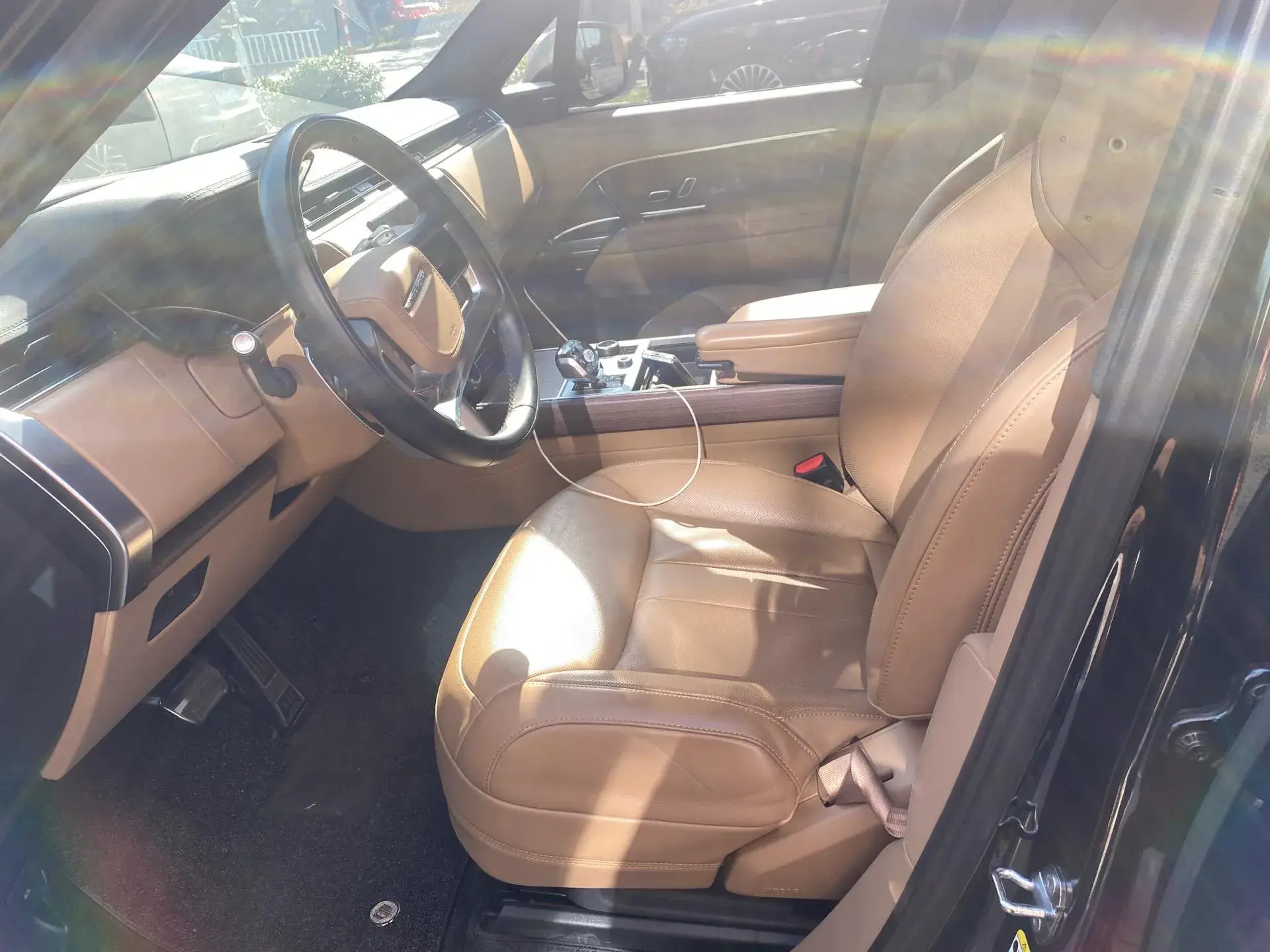 2023 LAND ROVER thumbnail 3