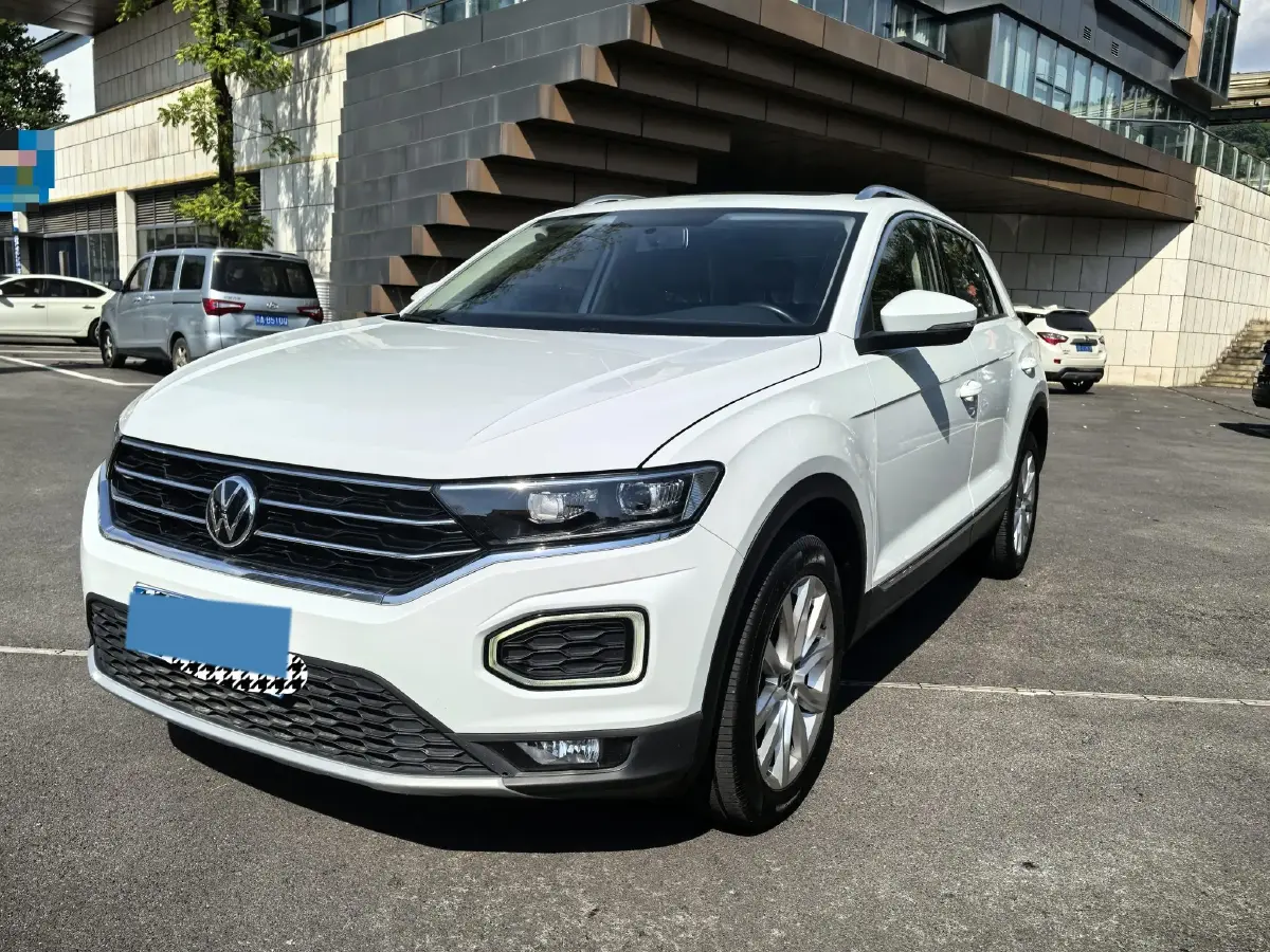 2021 Volkswagen T-Roc 1.4T 150HP L4 7DCT