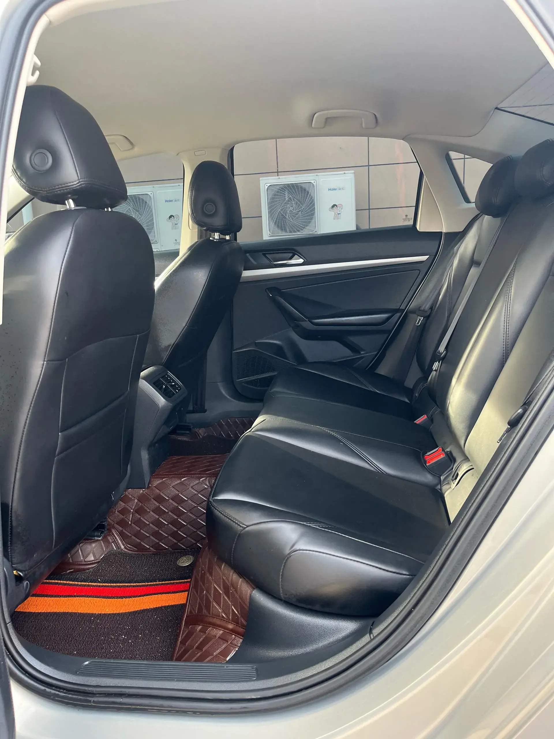 2021 VOLKSWAGEN LAVIDA thumbnail 4