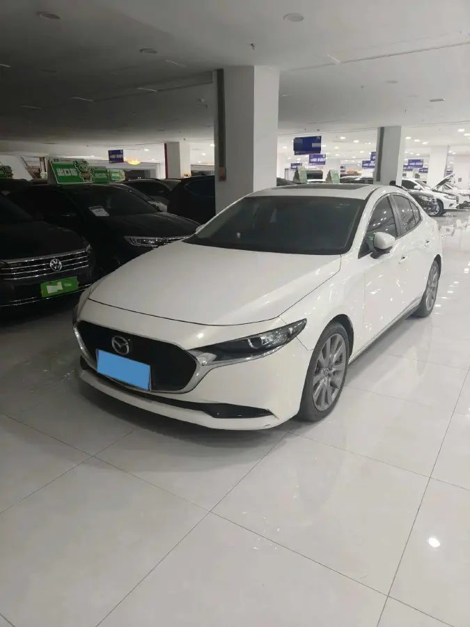 2021 Mazda 3 Axela 2.0L 158HP L4 6AT