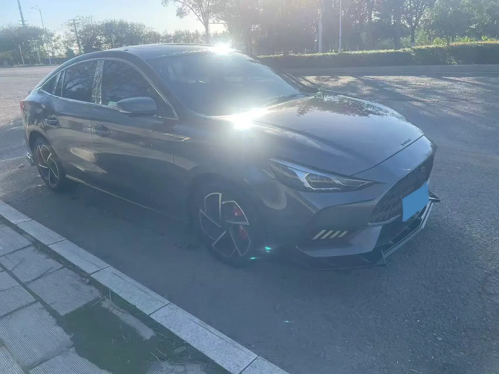 2021 MG 5 thumbnail 3