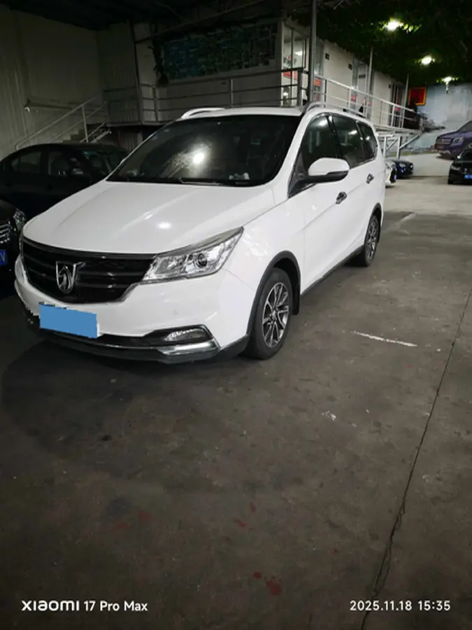 2017 BaoJun 730 1.5T 150HP L4 6MT