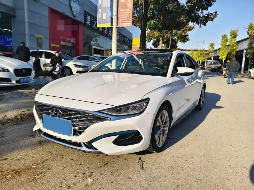 2019 Hyundai La Festa 1.6T 204HP L4 7DCT