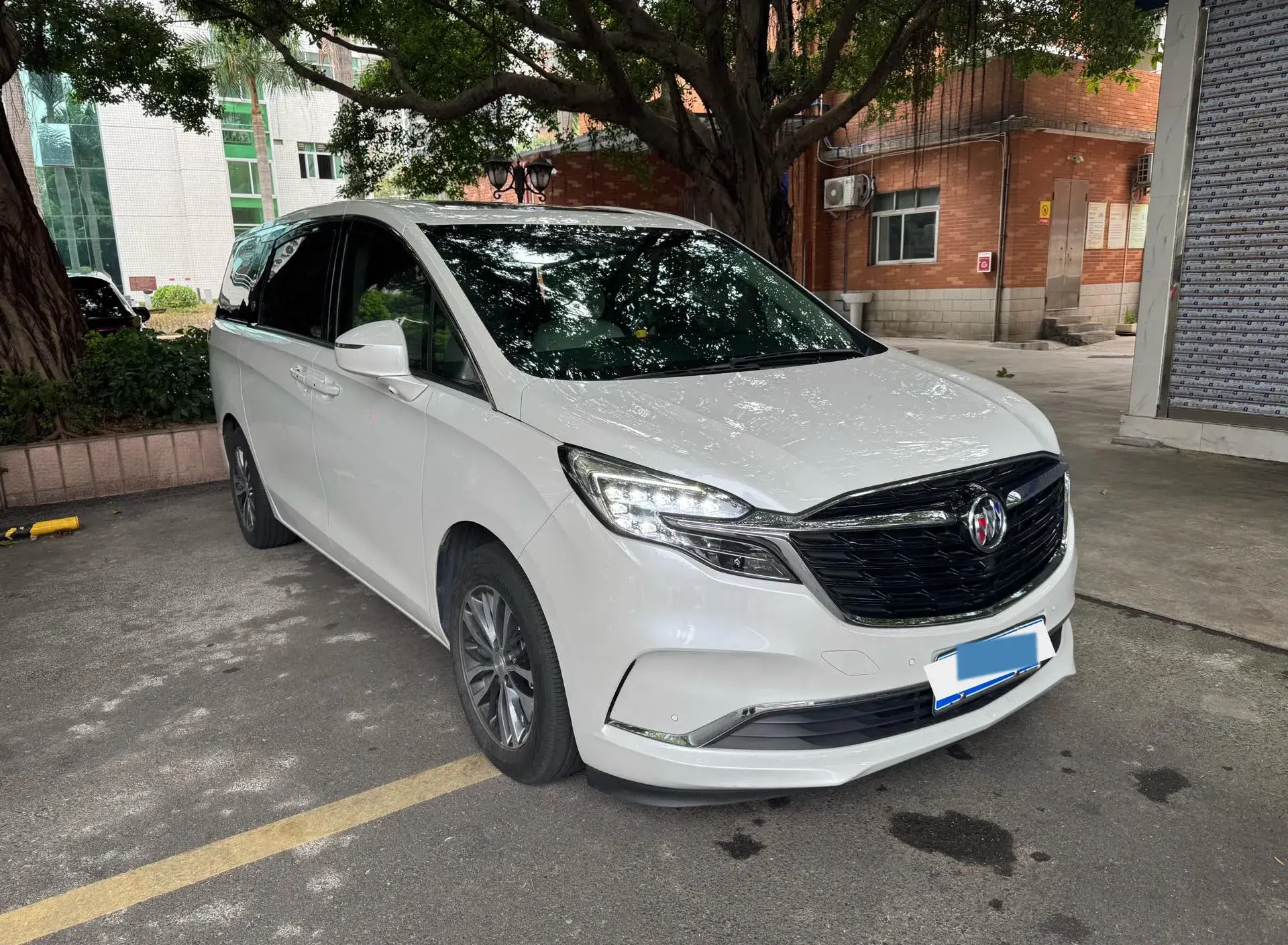 2022 BUICK GL8 thumbnail 3