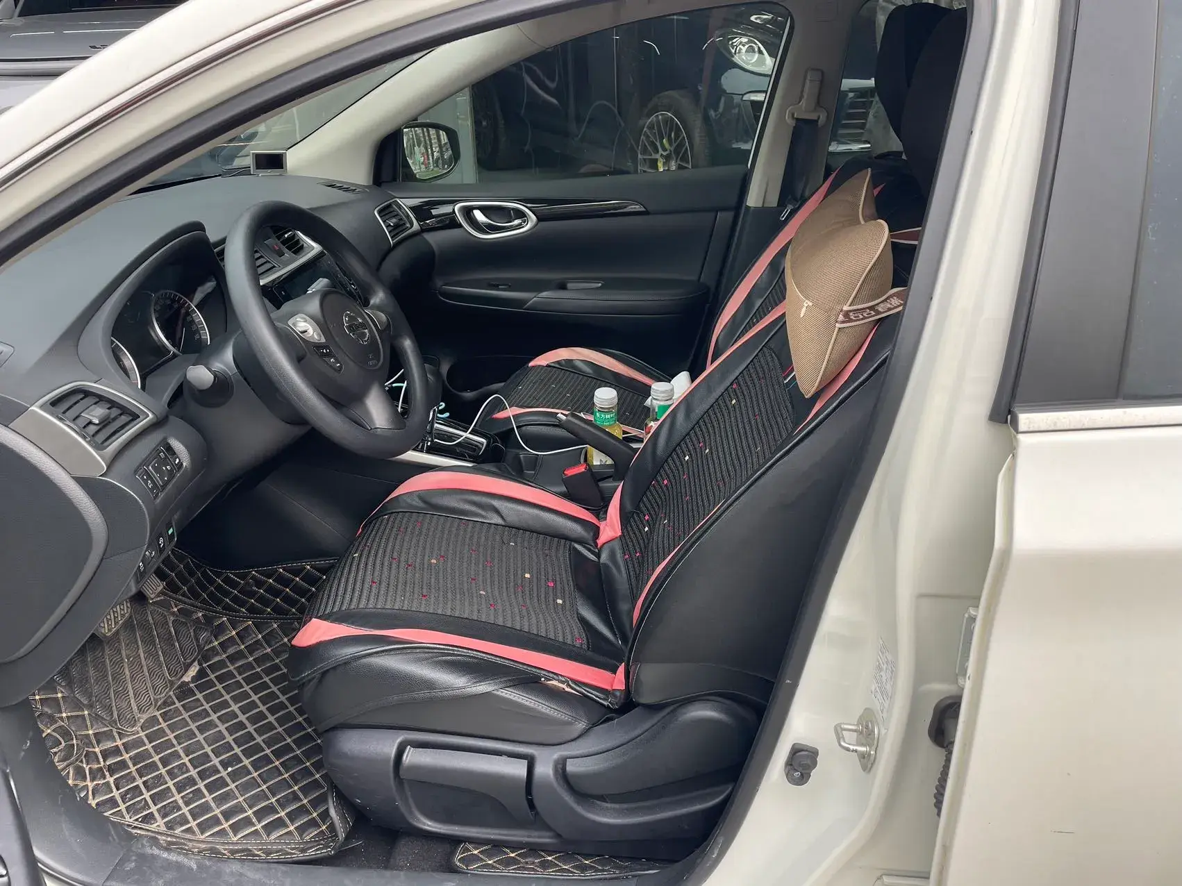 2019 NISSAN SYLPHY thumbnail 3