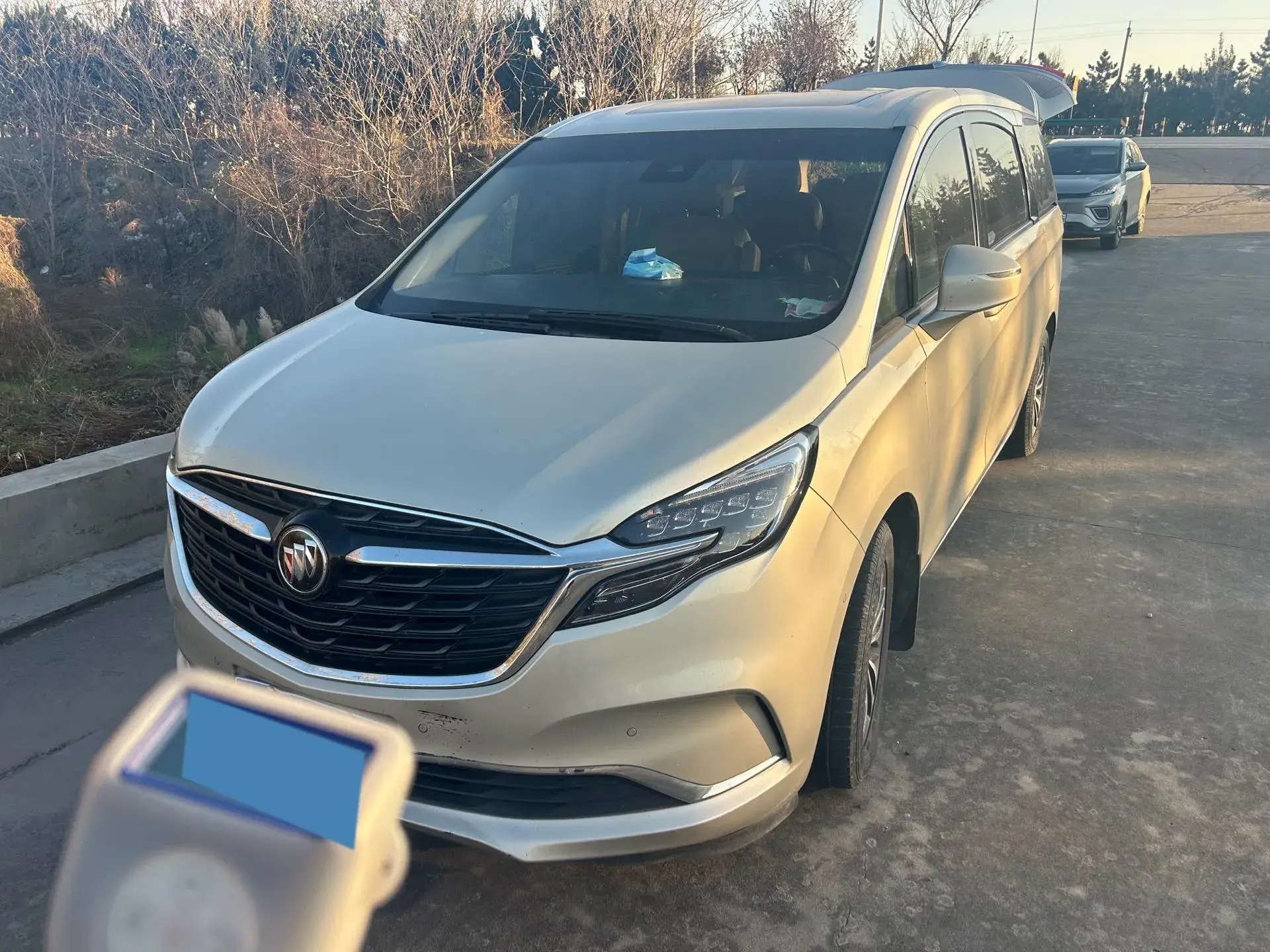 2021 BUICK GL8 view 1