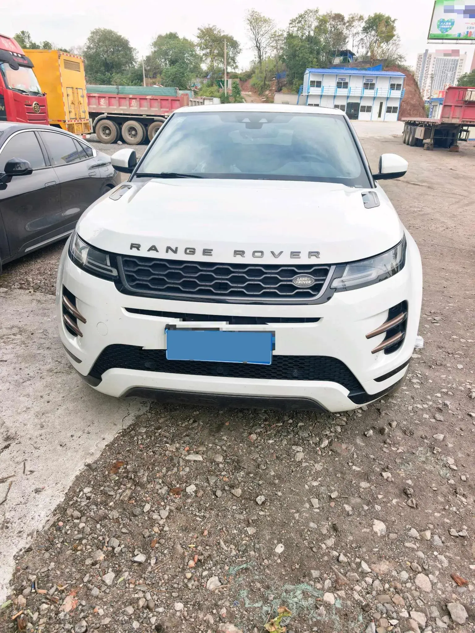 2020 LAND ROVER thumbnail 2