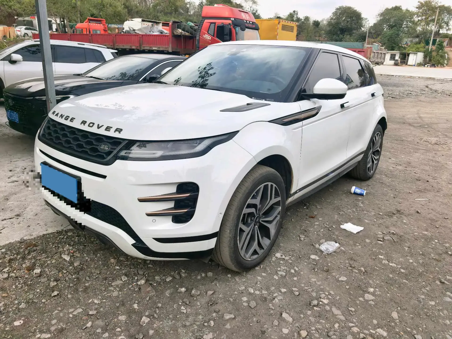 2020 LAND ROVER view 1