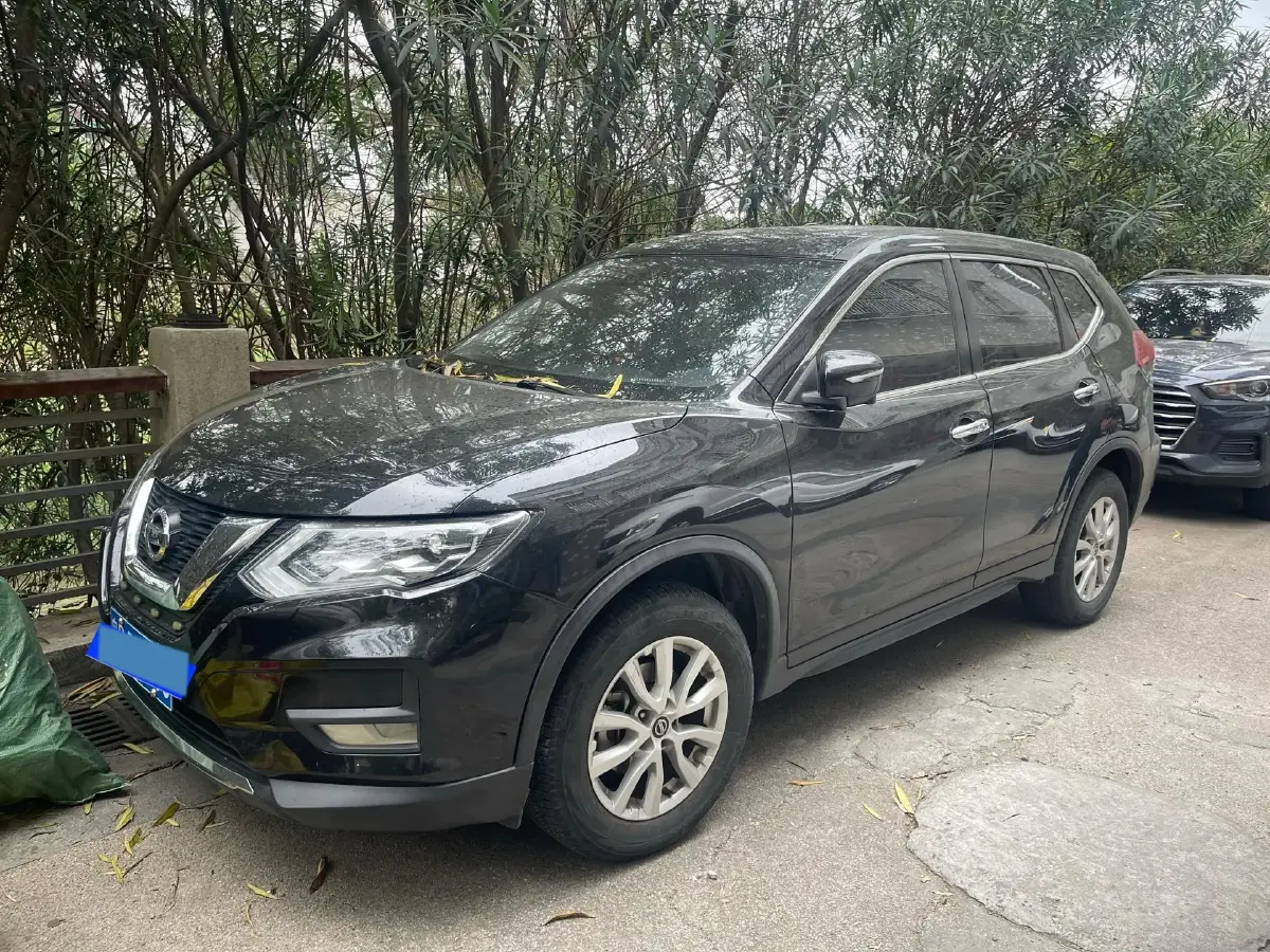 2021 Nissan X-Trail 2.0L 151HP L4 CVT