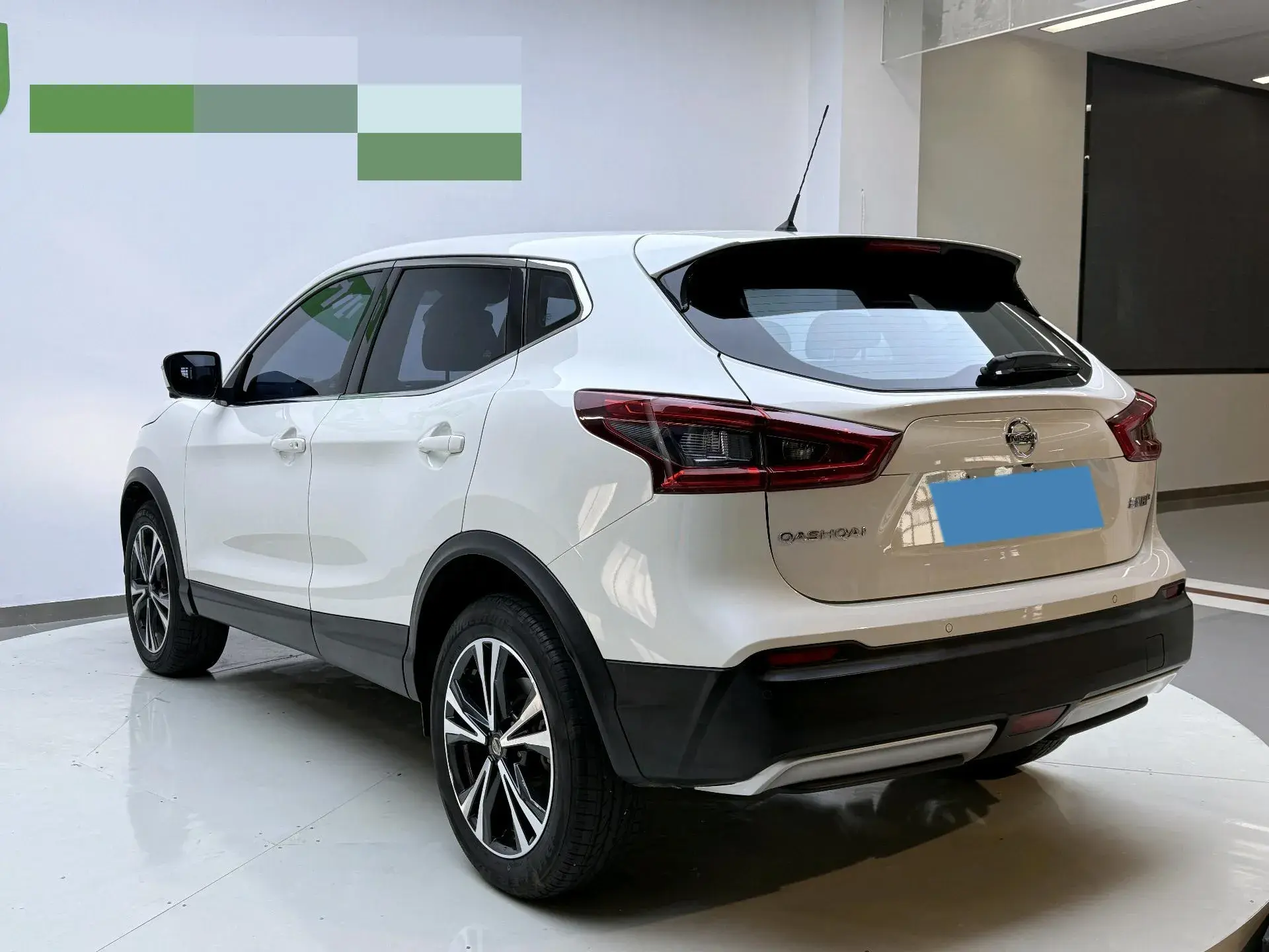 2021 NISSAN QASHQAI thumbnail 4