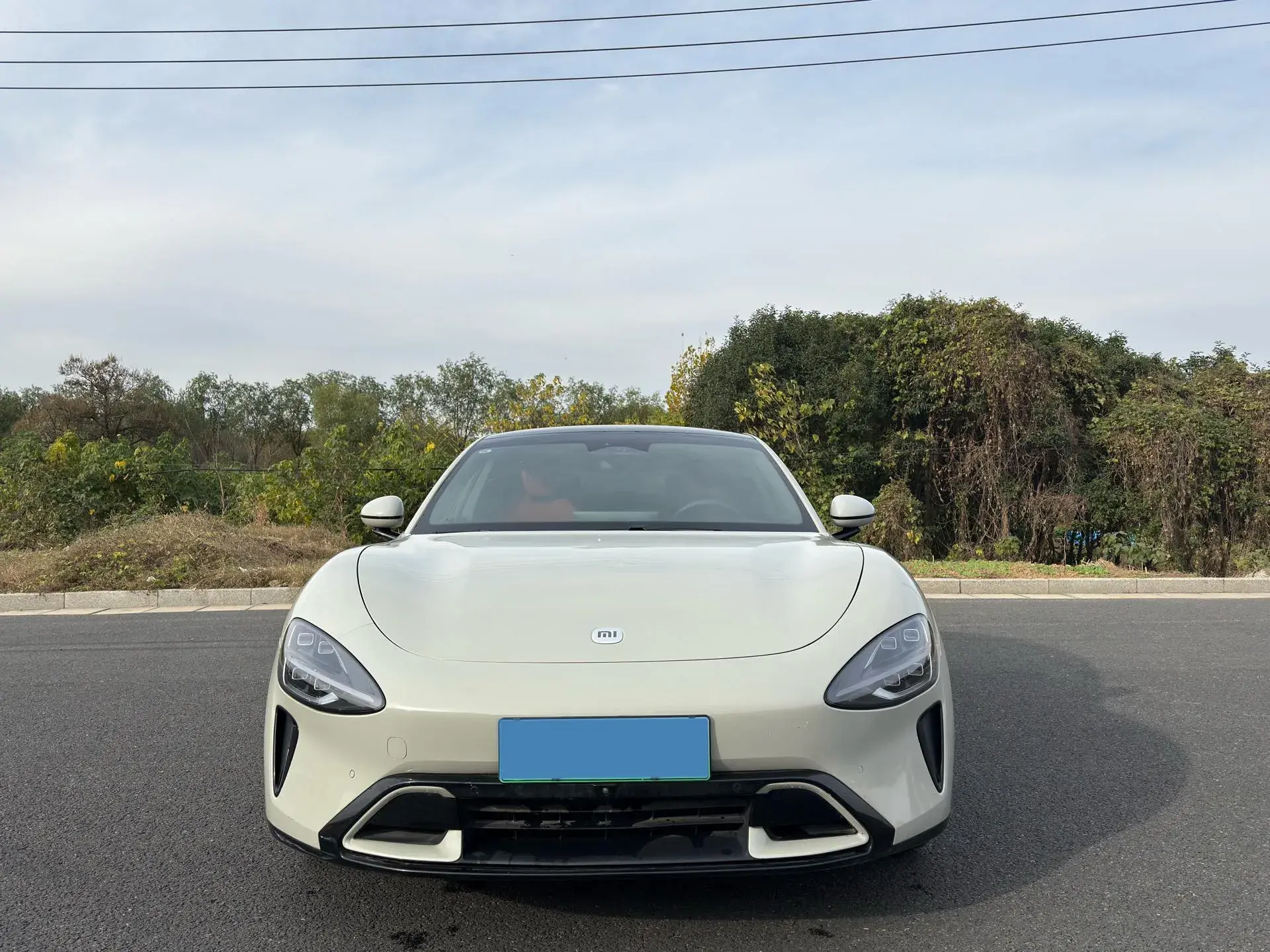 2024 MI SU7 thumbnail 2