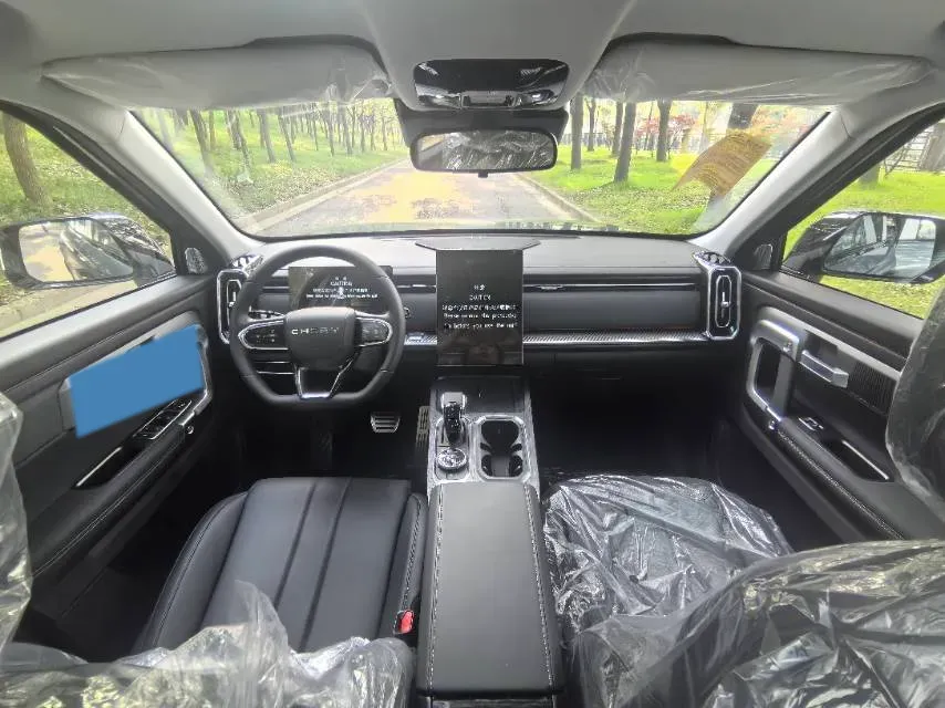 2025 Chery Exploration 06 1.6T 197HP L4 7DCT,autocango,china used car exporter,china ev exporter,chinese used car exporter,chinese used ev exporter