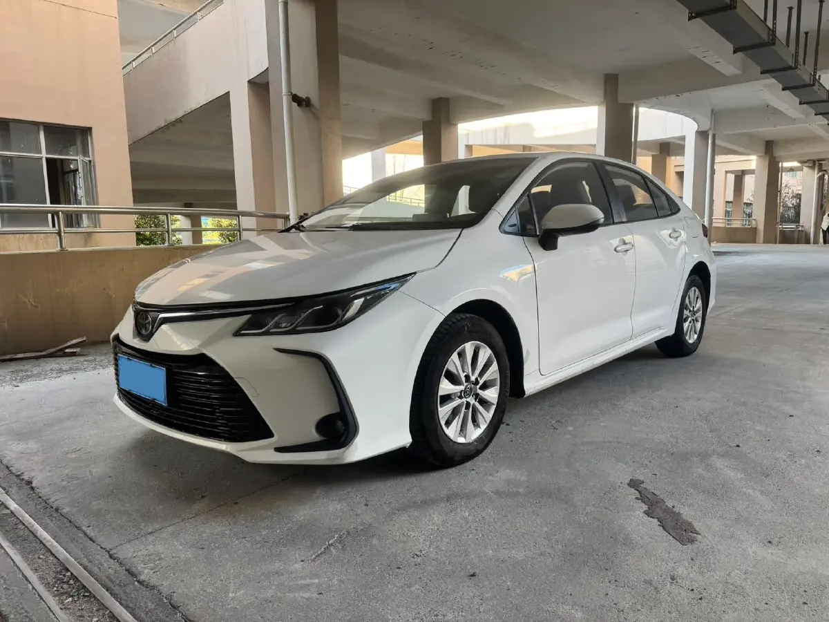 2019 Toyota Corolla 1.2T 116HP L4 CVT