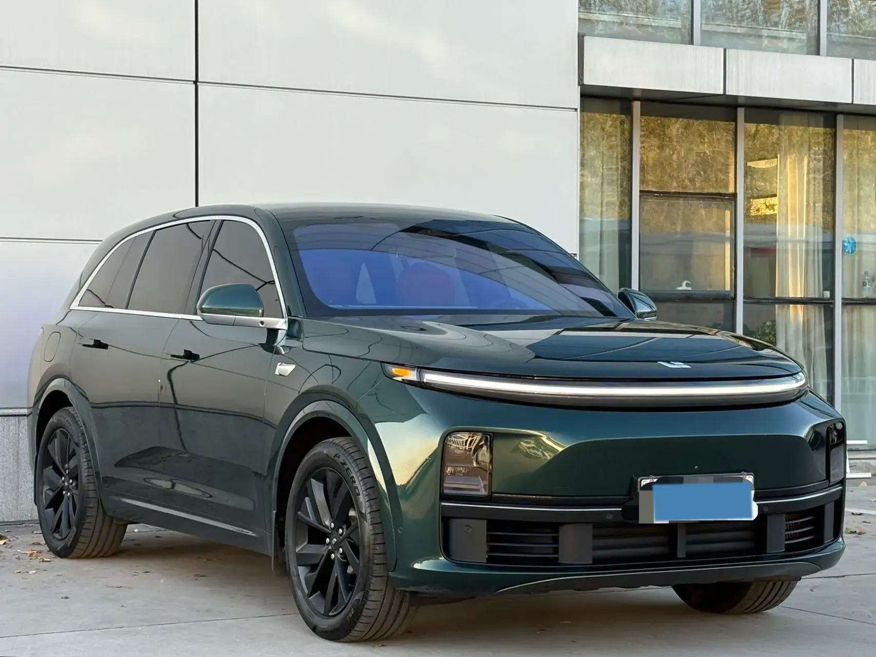 2023 LI L7 thumbnail 2