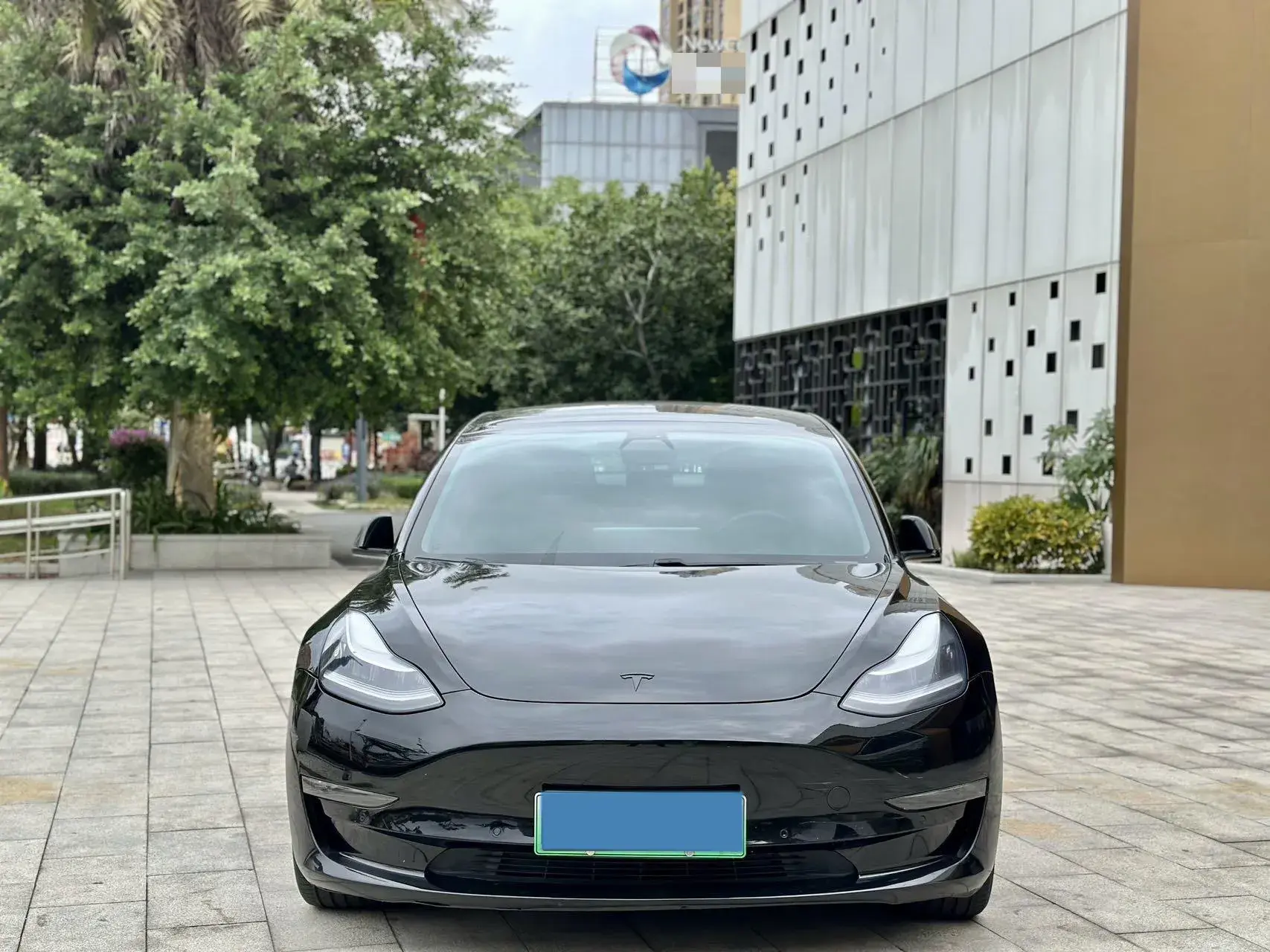 2019 TESLA MODEL thumbnail 2
