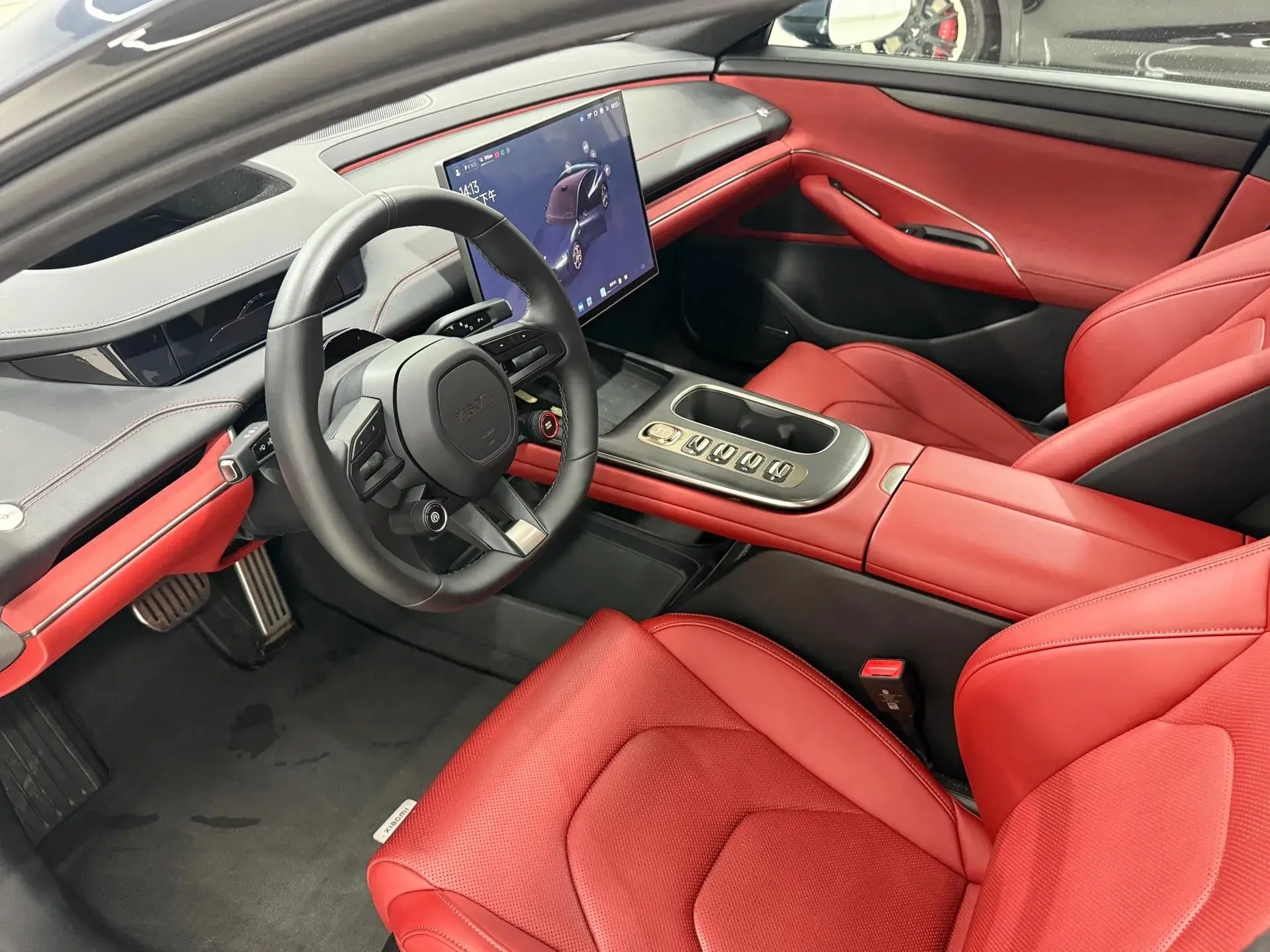 2024 MI SU7 thumbnail 4