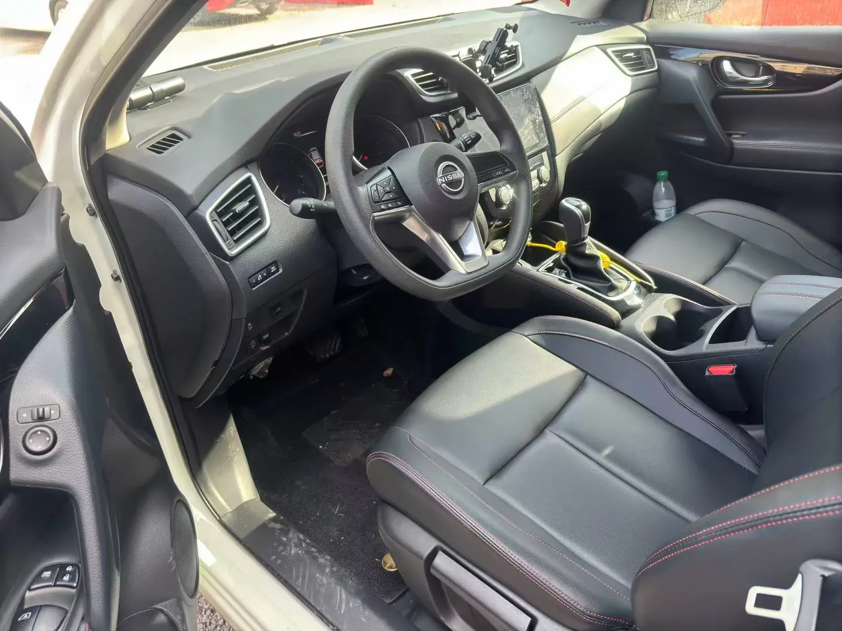 2023 NISSAN QASHQAI thumbnail 2