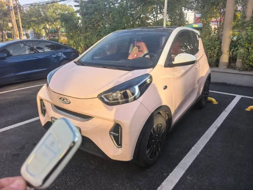 2022 CHERY LITTLE view 1