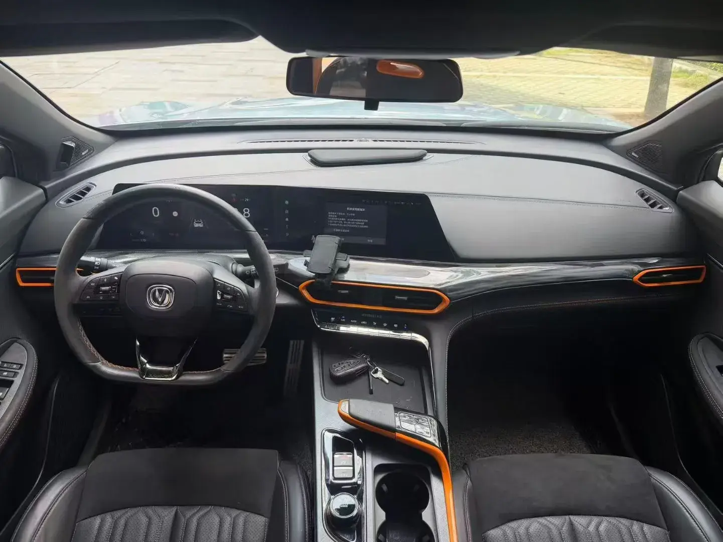 2022 CHANGAN UNI-T thumbnail 4