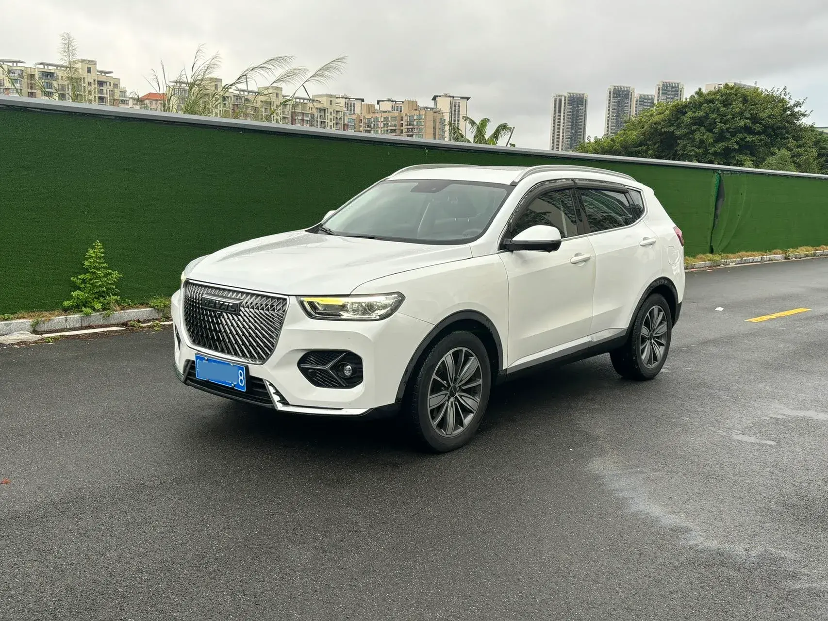 2021 HAVAL H6 view 1