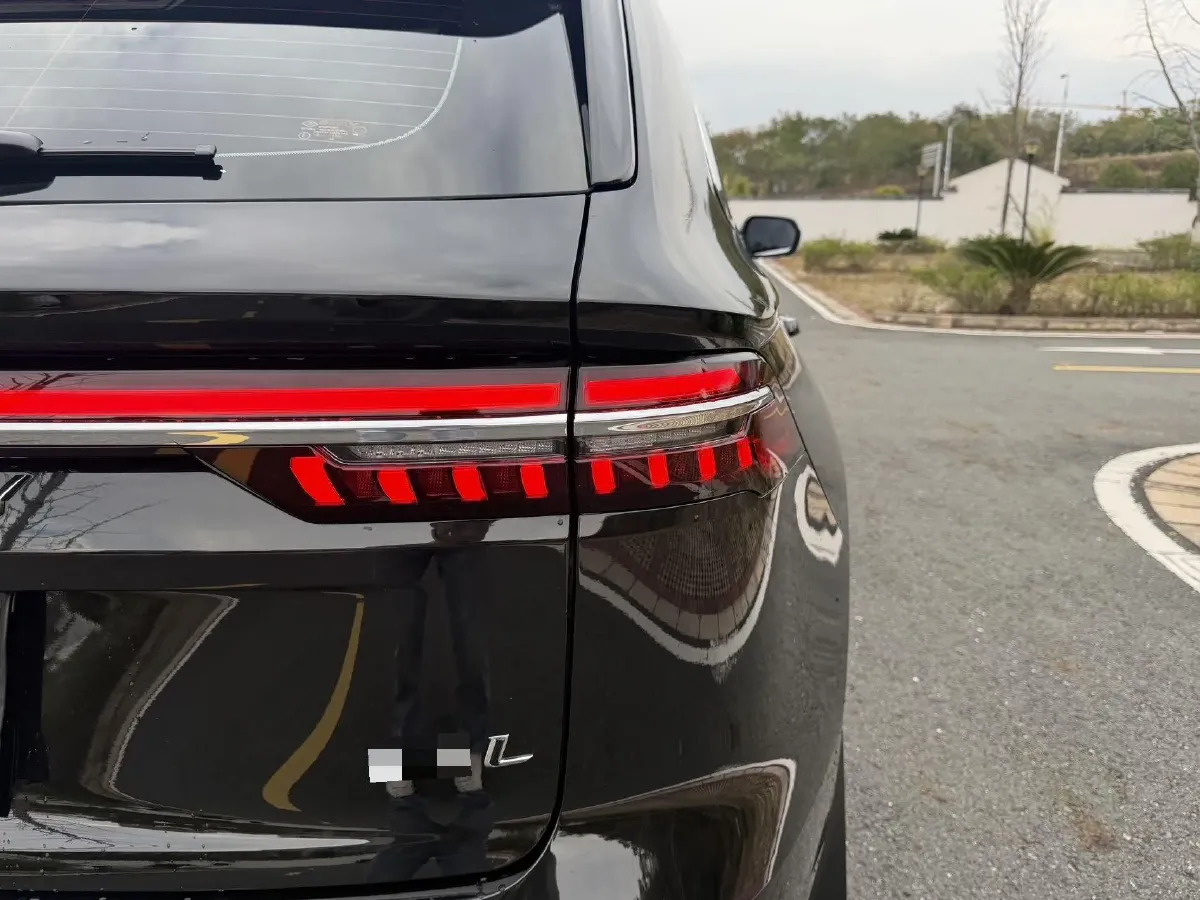 2025 Geely Monjaro 2.0T 238HP L4 8AT,autocango,china used car exporter,china ev exporter,chinese used car exporter,chinese used ev exporter