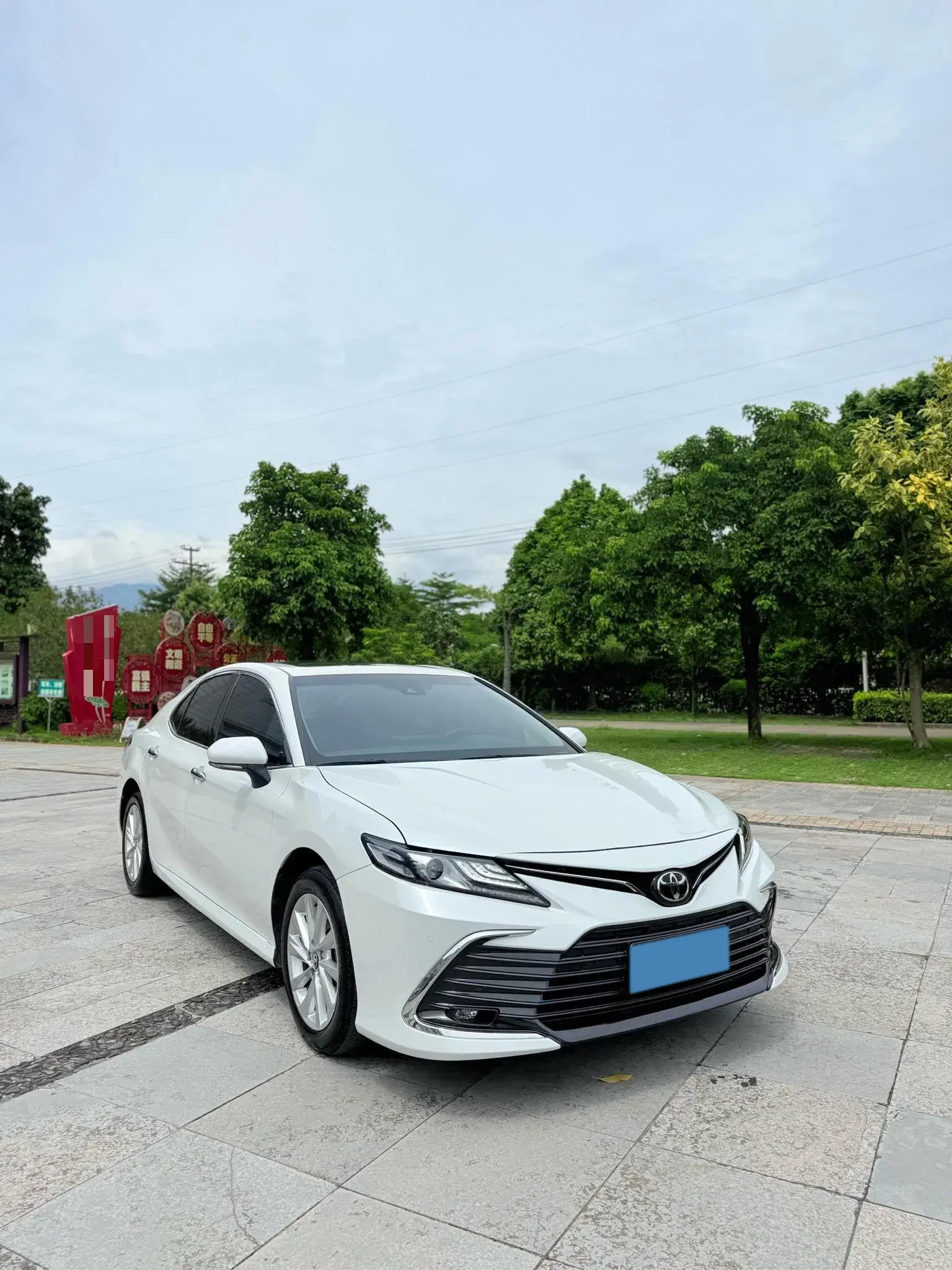 2021 TOYOTA CAMRY thumbnail 3