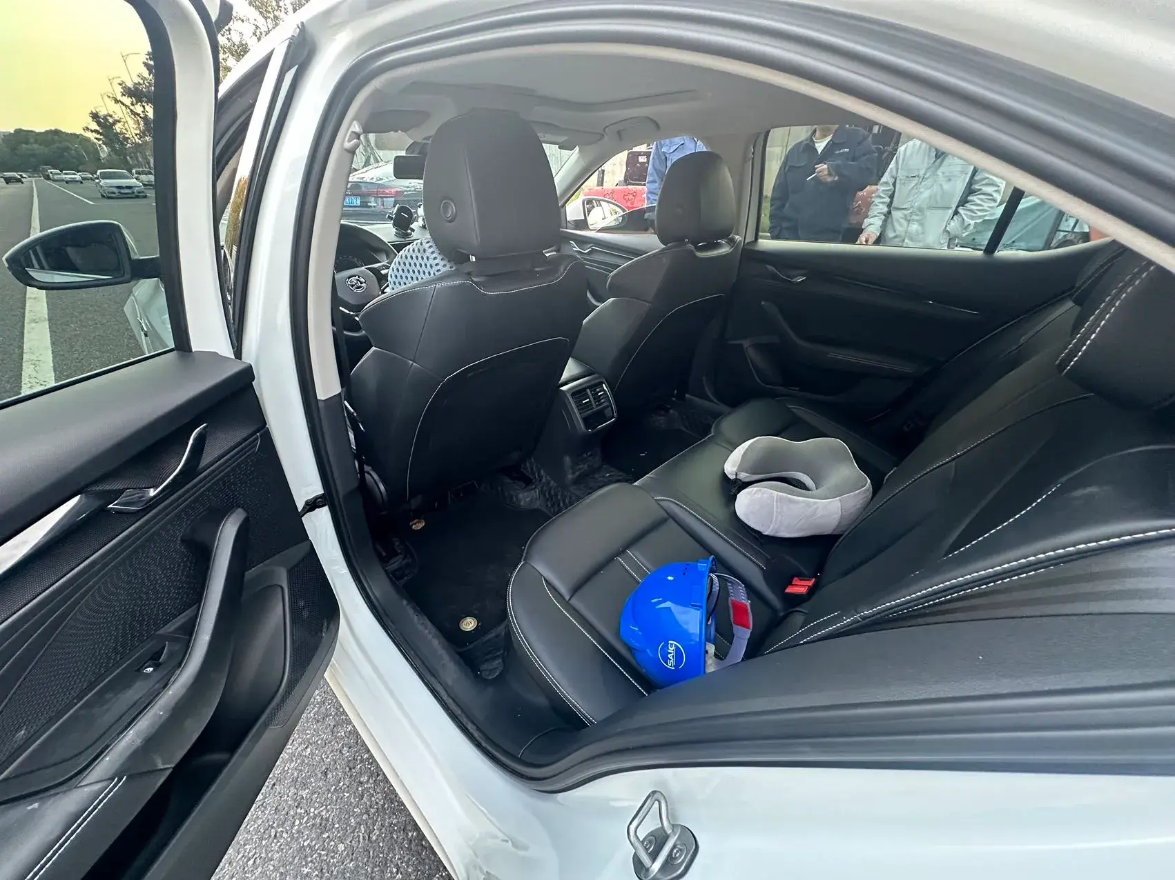 2023 SKODA OCTAVIA thumbnail 3