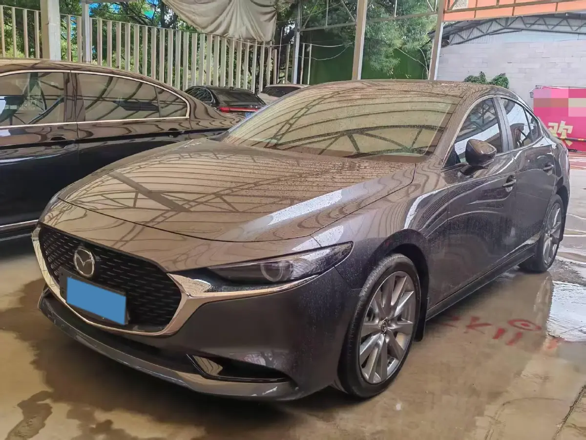 2022 Mazda 3 Axela 2.0L 158HP L4 6AT