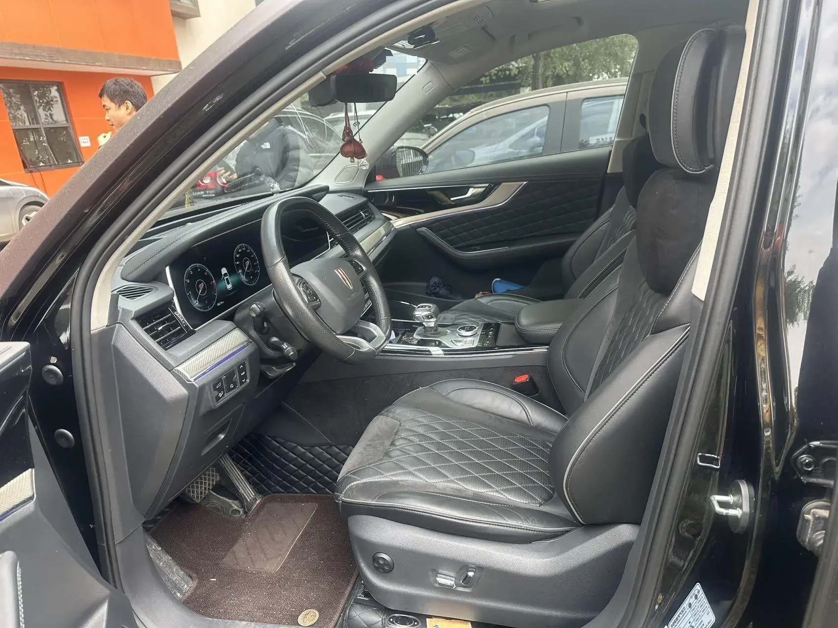 2022 HONGQI HS5 thumbnail 3