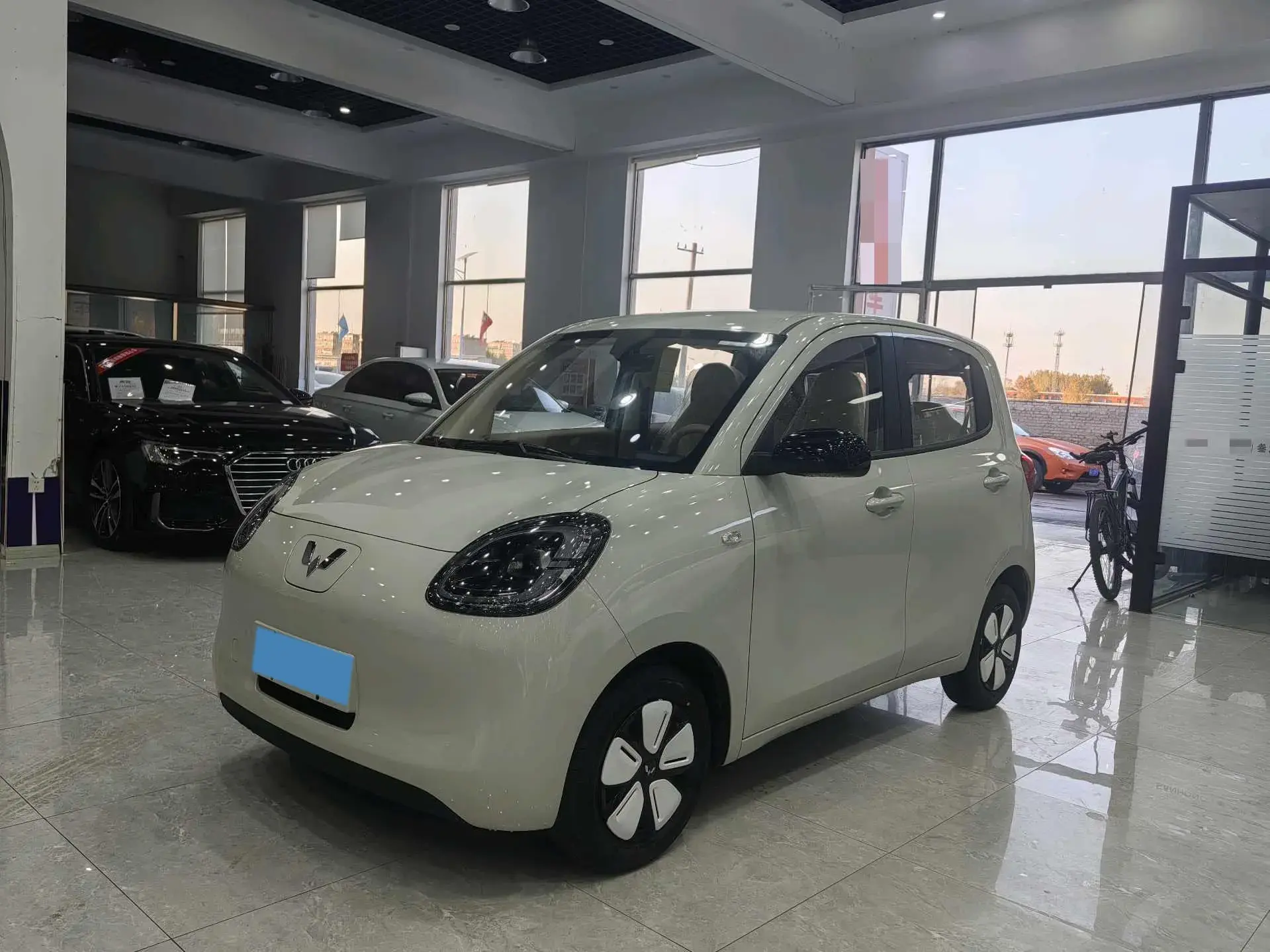2025 WULING HONGGUANG view 1