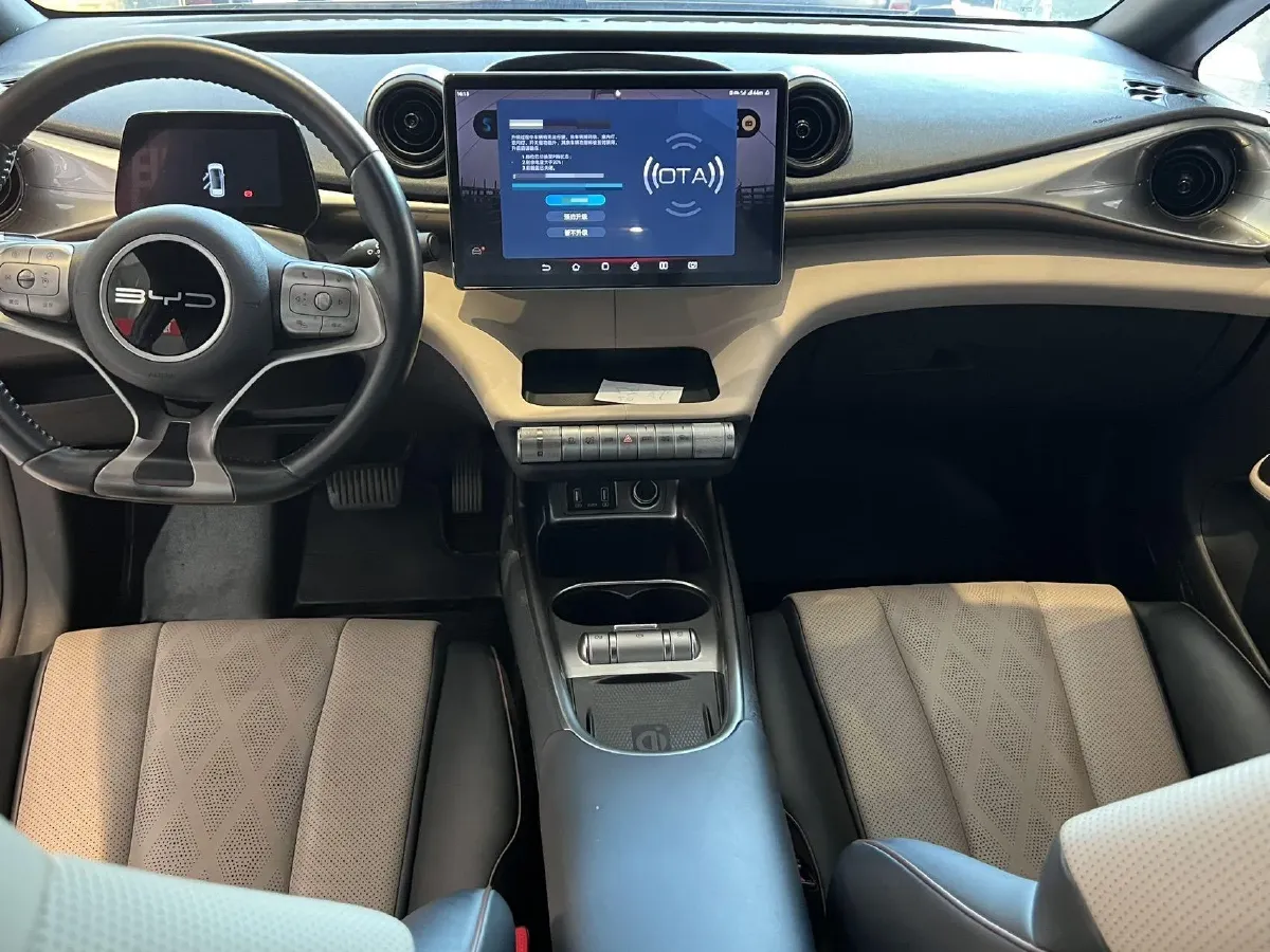 2023 BYD Dolphin BEV 44.928KWH,autocango,china used car exporter,china ev exporter,chinese used car exporter,chinese used ev exporter