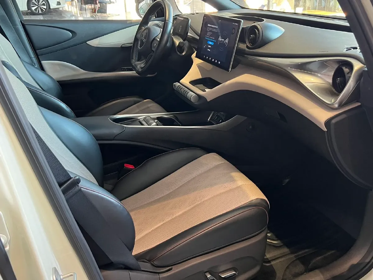 2023 BYD Dolphin BEV 44.928KWH,autocango,china used car exporter,china ev exporter,chinese used car exporter,chinese used ev exporter