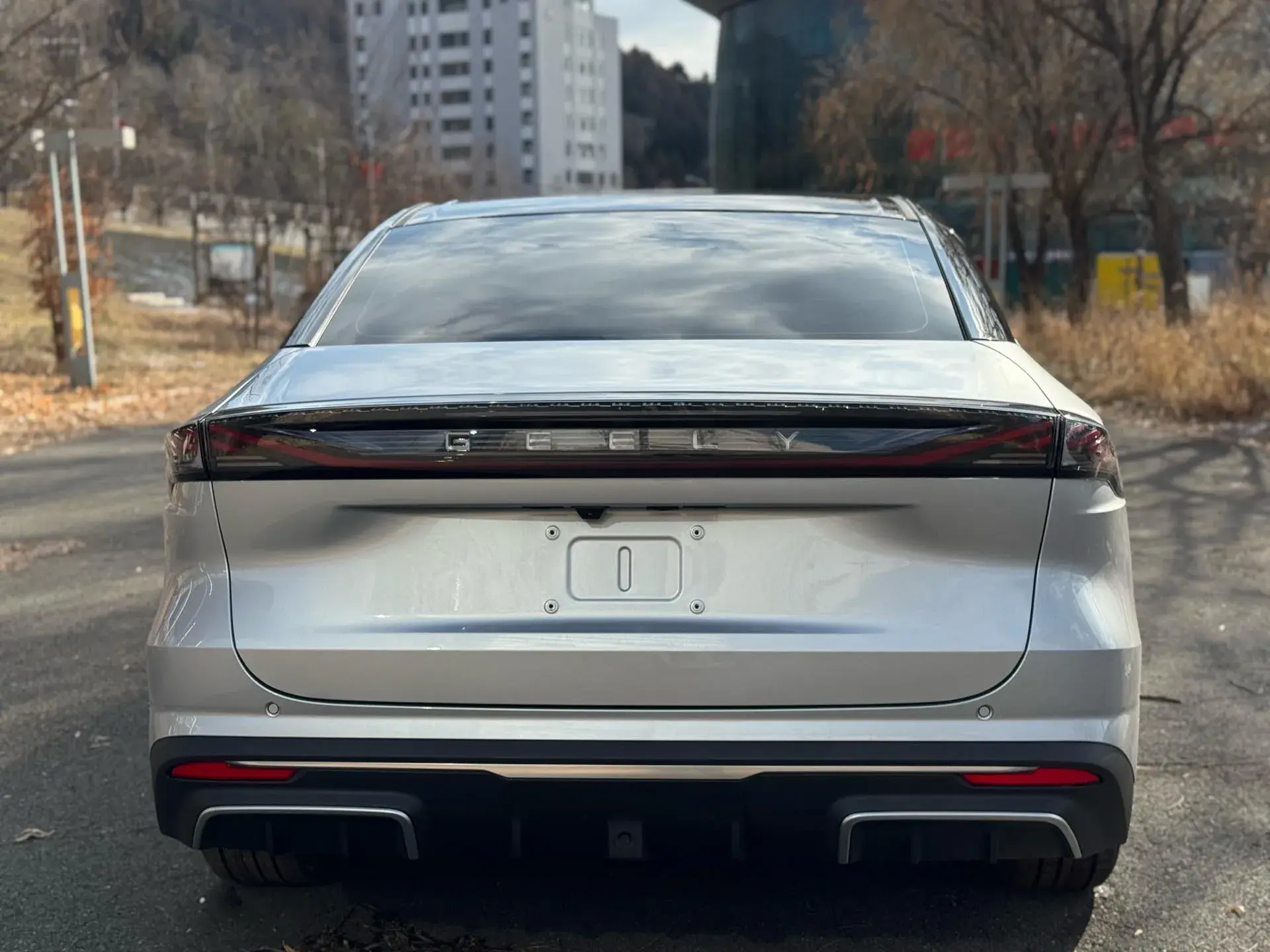 2025 GEELY GALAXY thumbnail 4