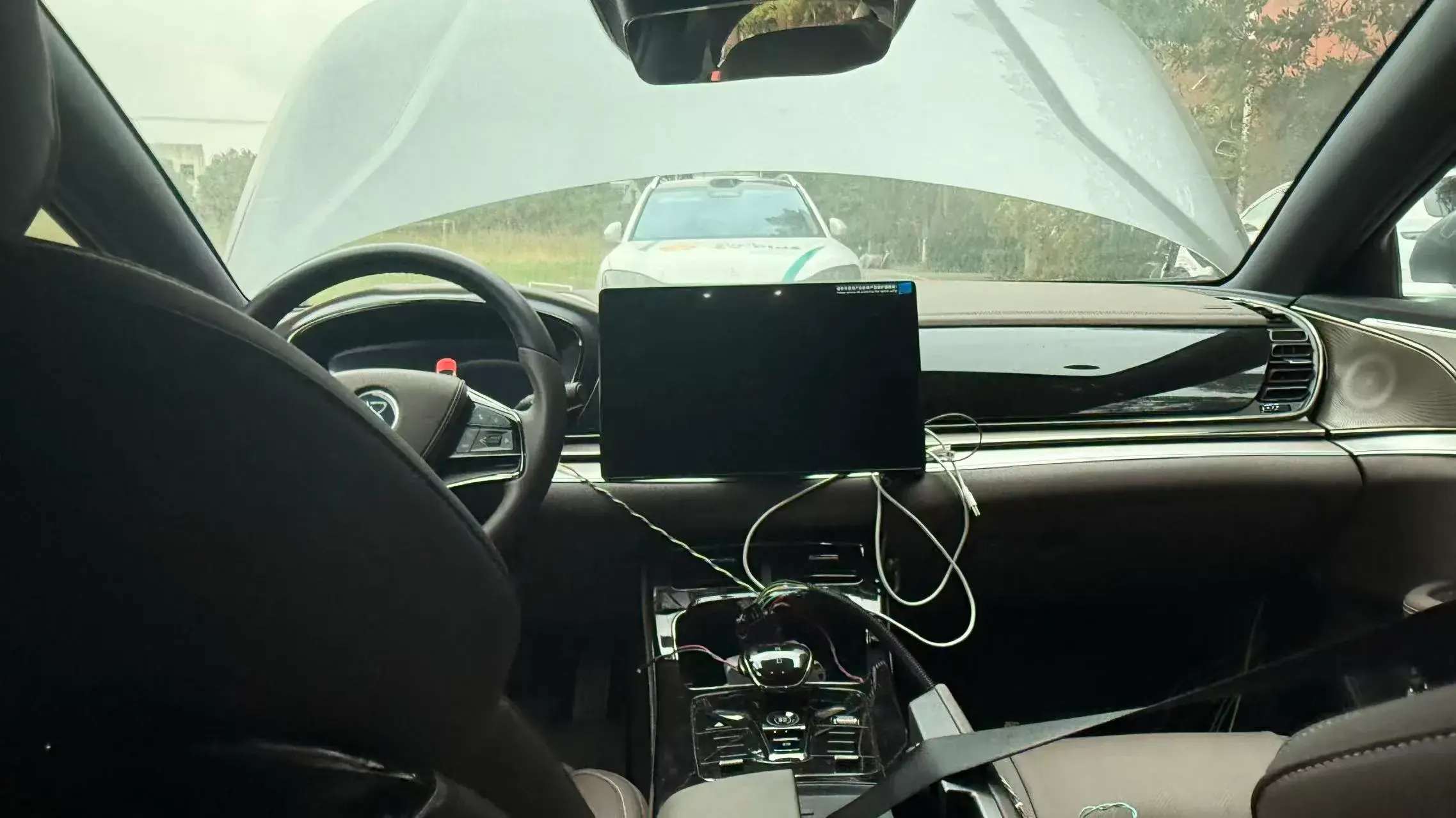 2024 BYD HAN thumbnail 4