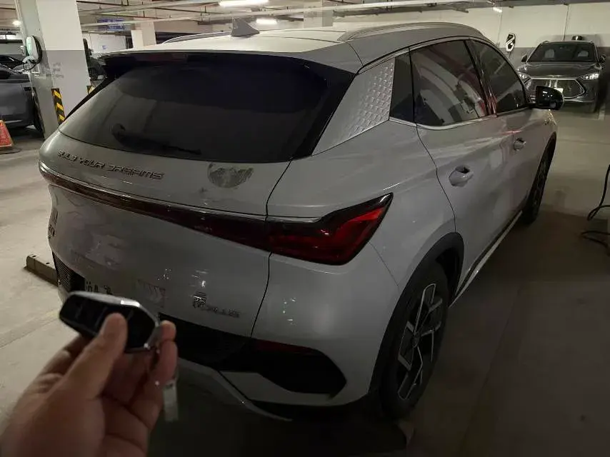 2023 BYD YUAN thumbnail 3