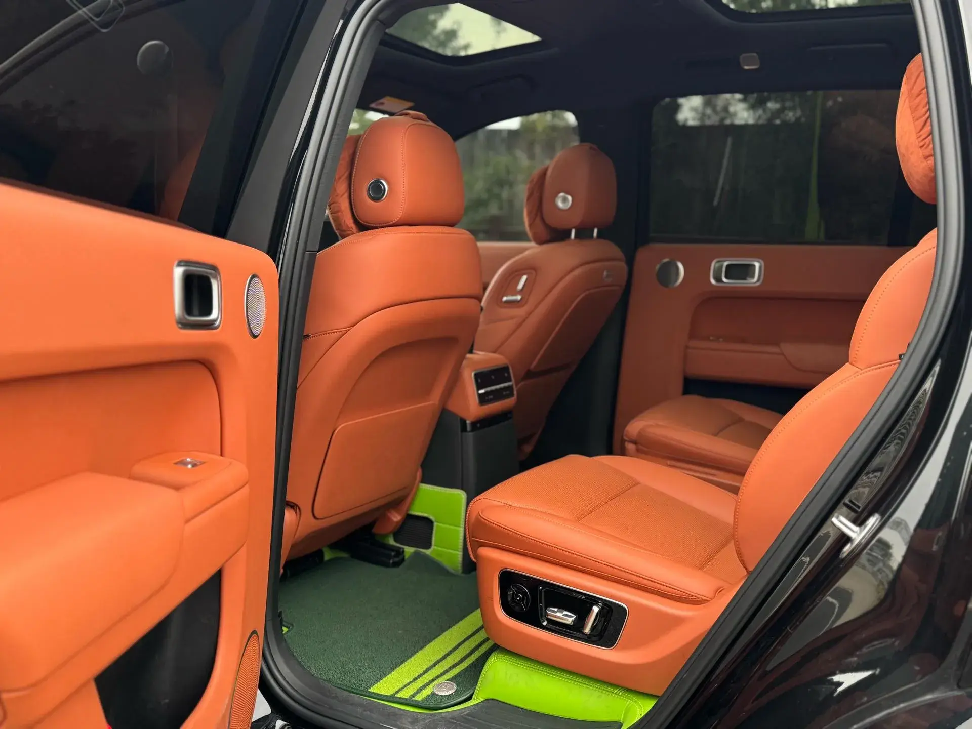 2022 LI L9 thumbnail 4