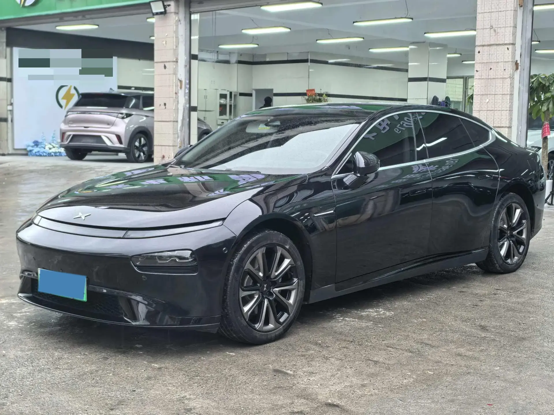 2020 XPENG P7 view 1